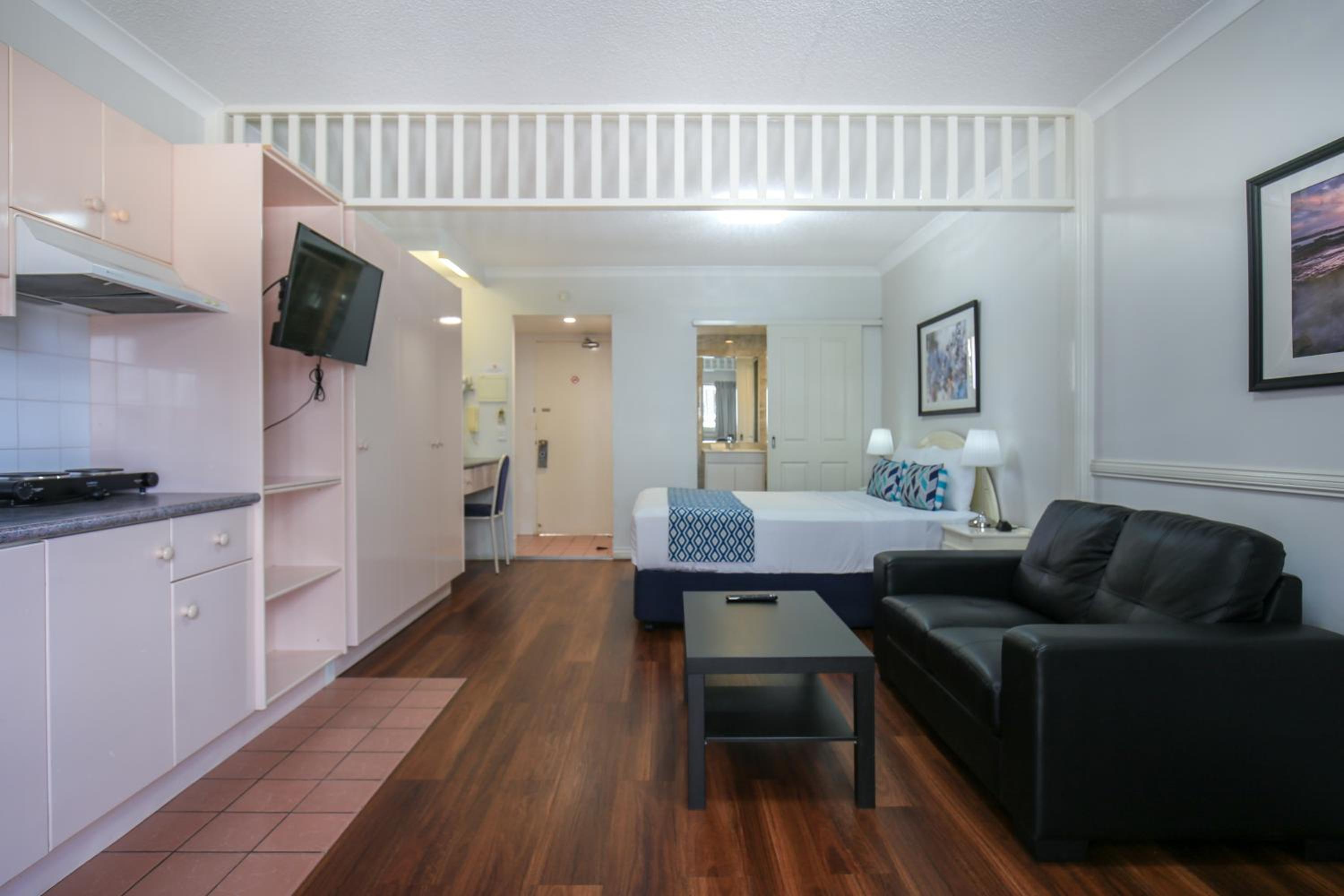 Economy Twin Room