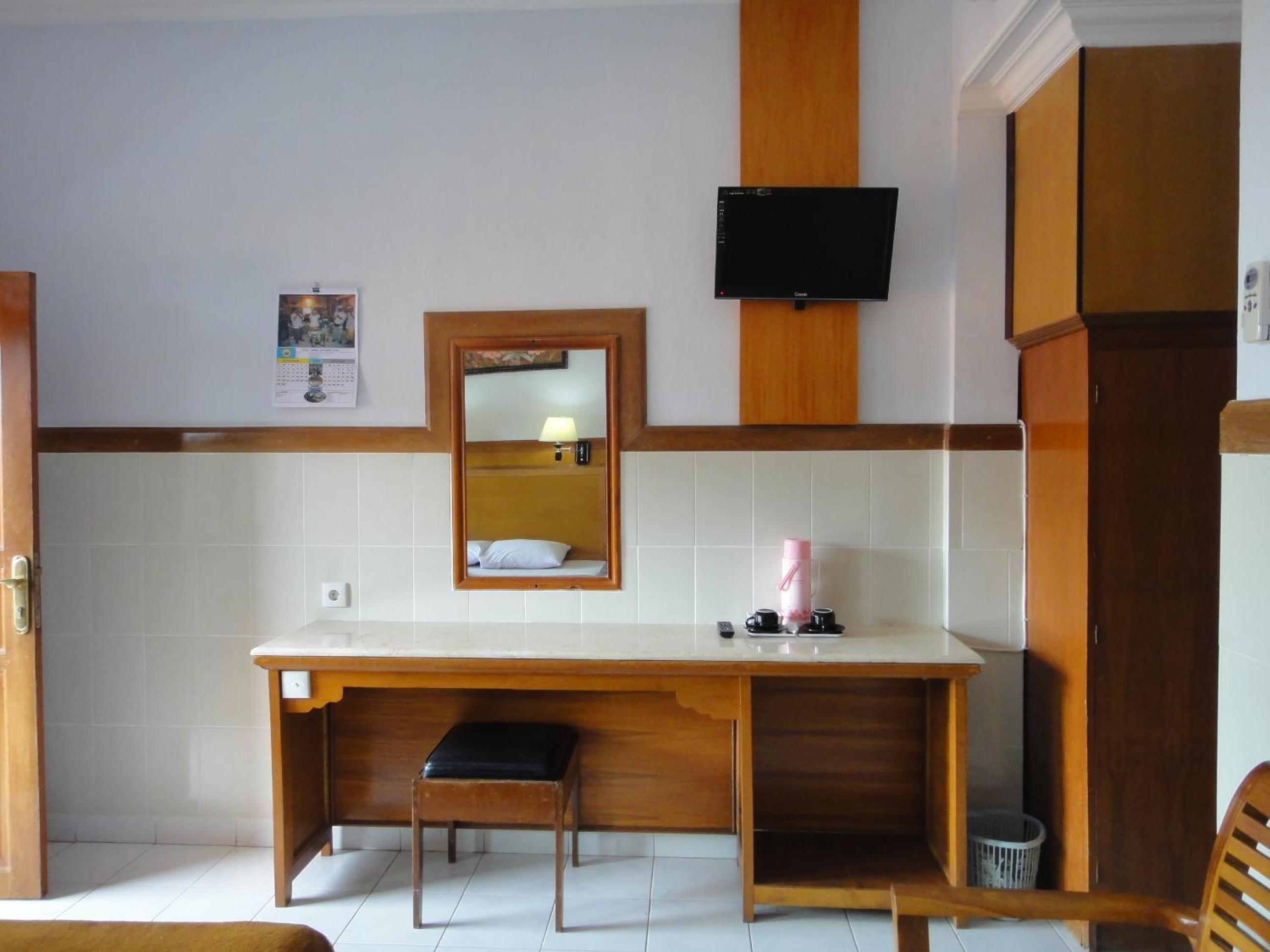 Deluxe Double or Twin Room