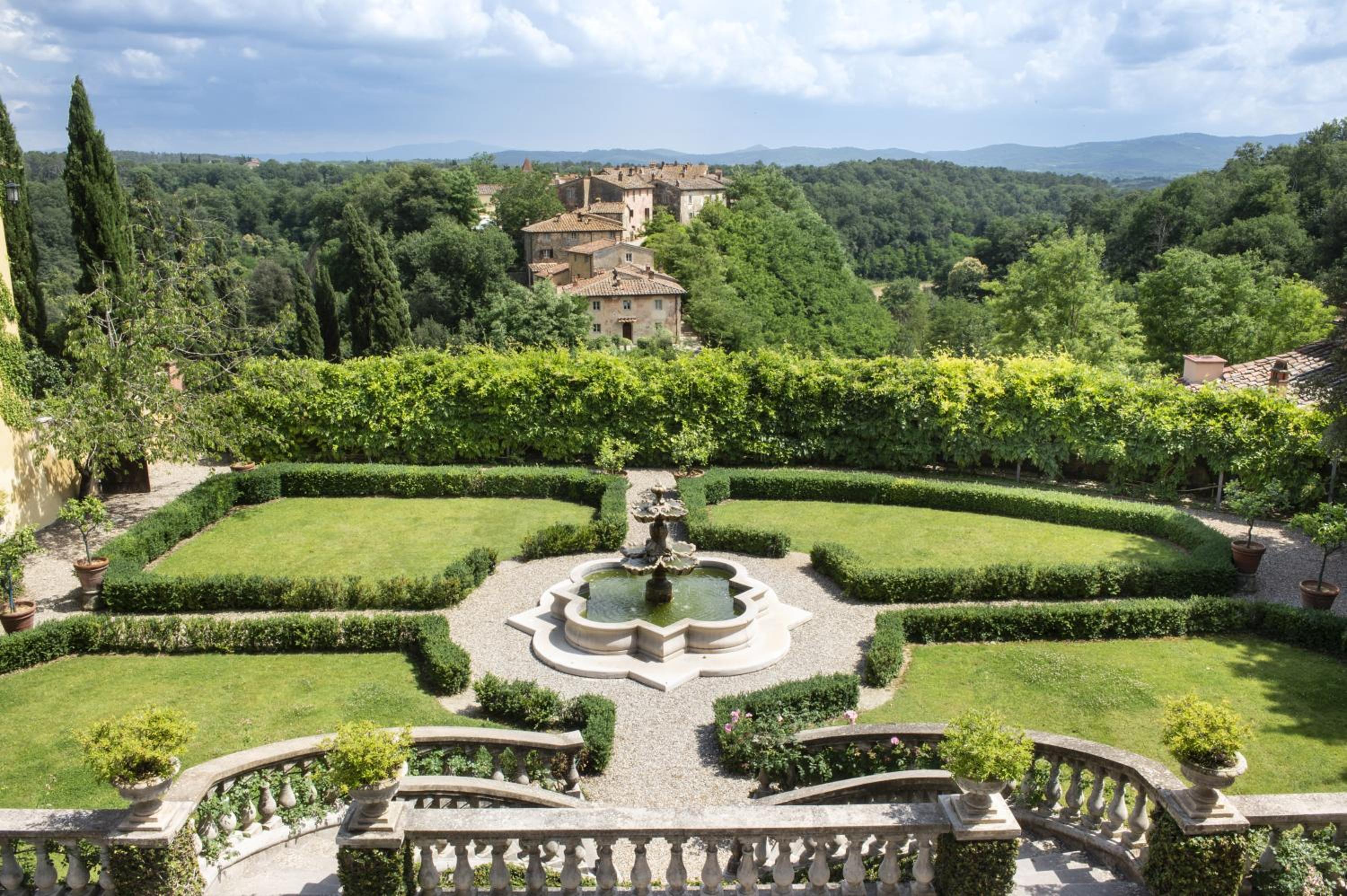 Villa photo 3