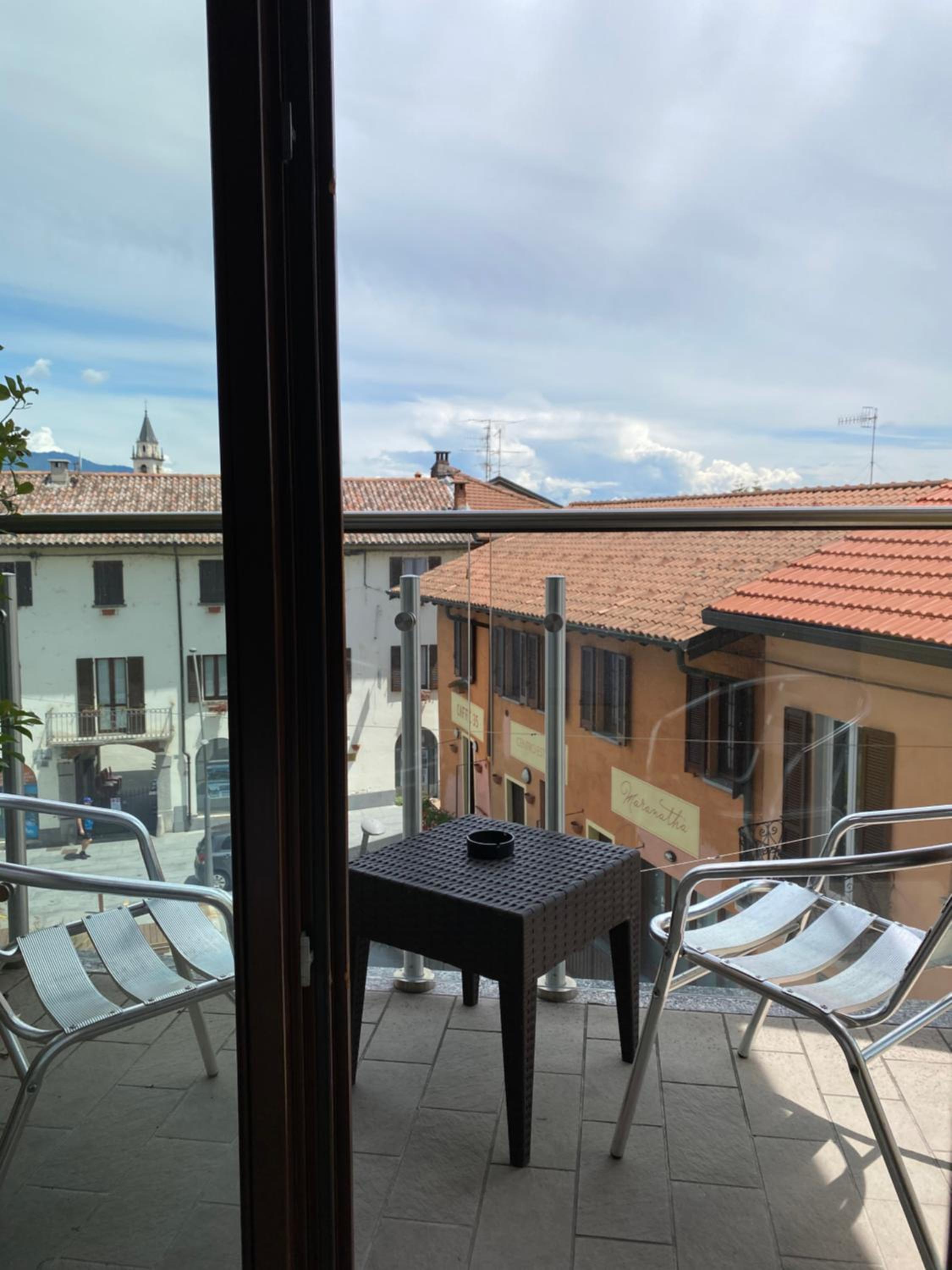 Double or Twin Room with Balcony - Photo 8