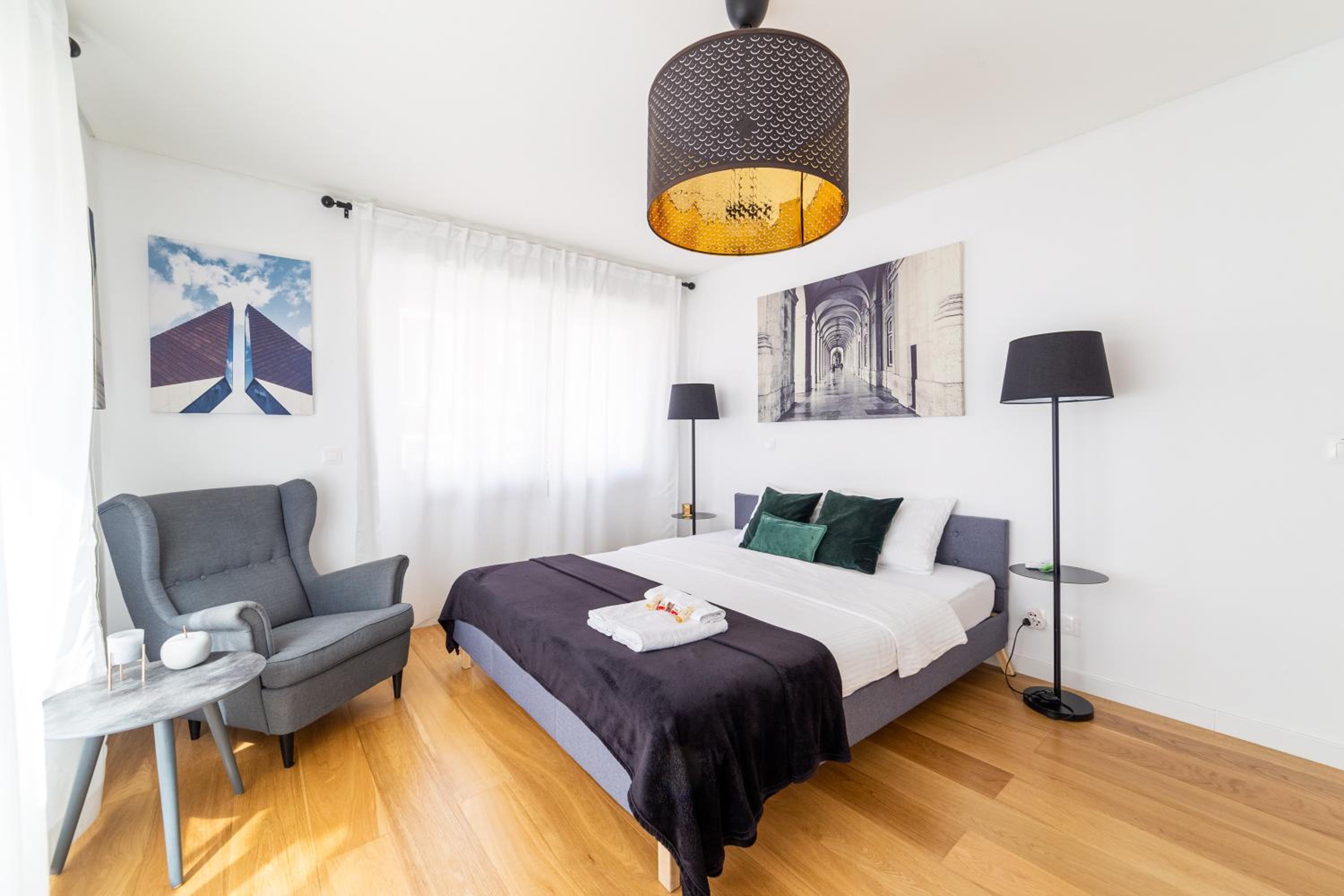 Deluxe King Room photo 1