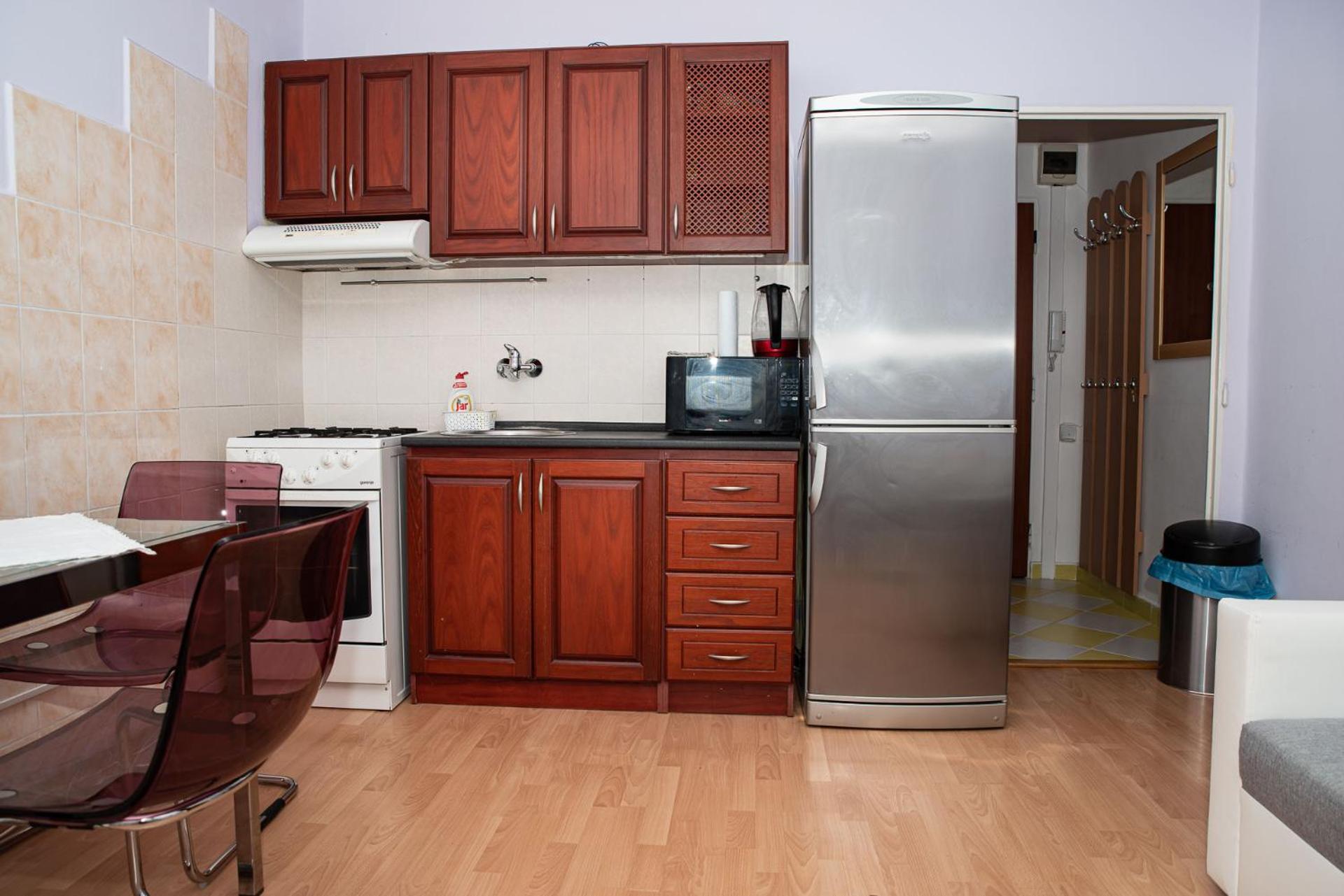 One-Bedroom Apartment photo 2