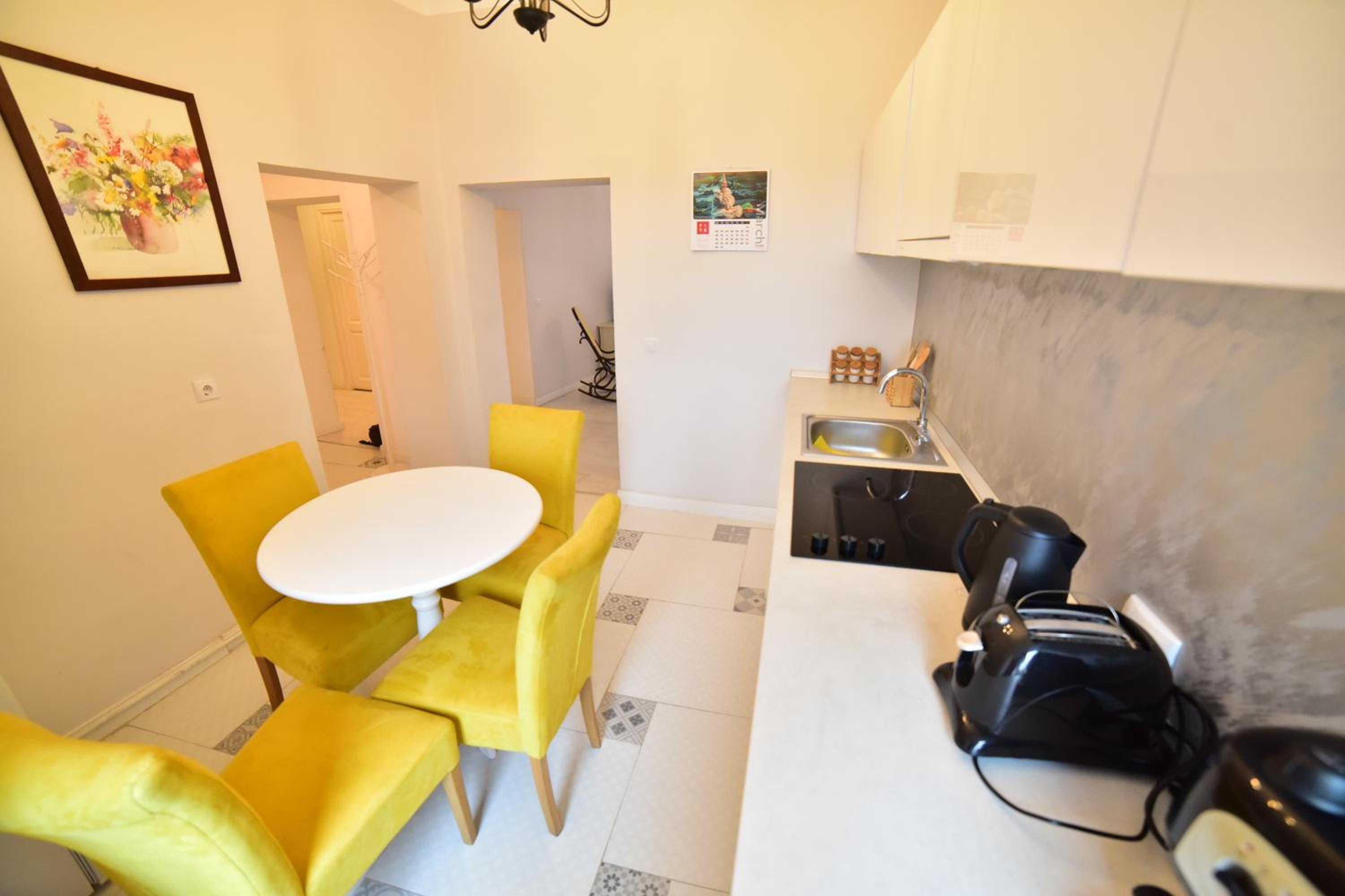 Two-Bedroom Apartment - Photo 26