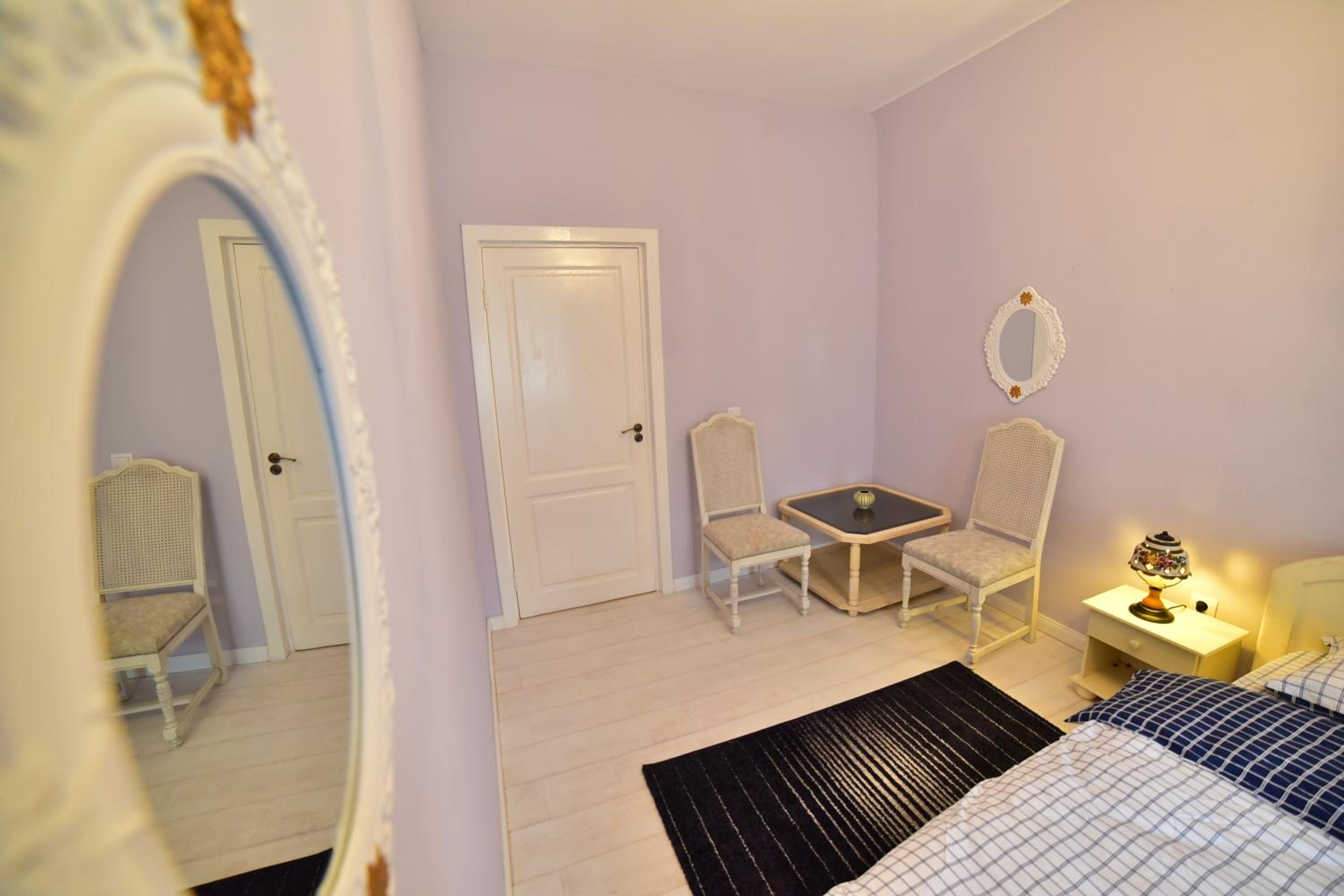 Two-Bedroom Apartment - Photo 19