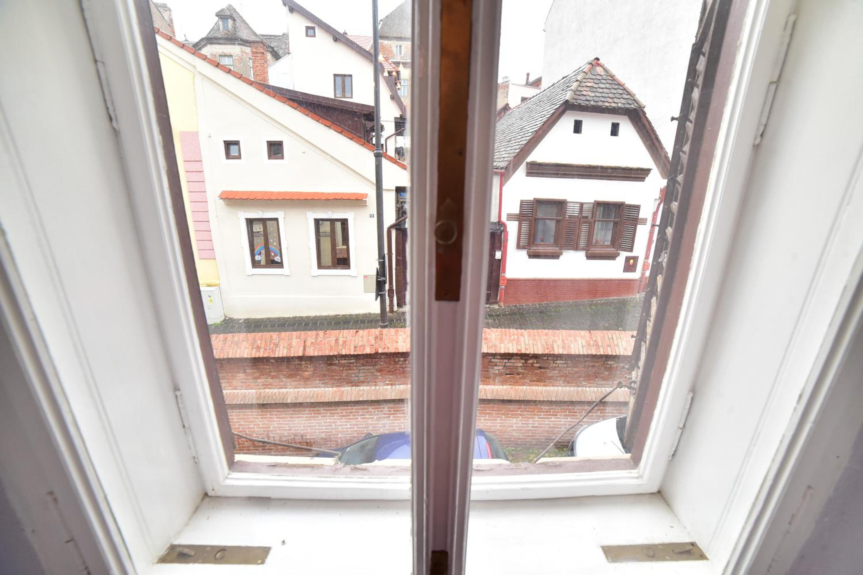 Two-Bedroom Apartment - Photo 30