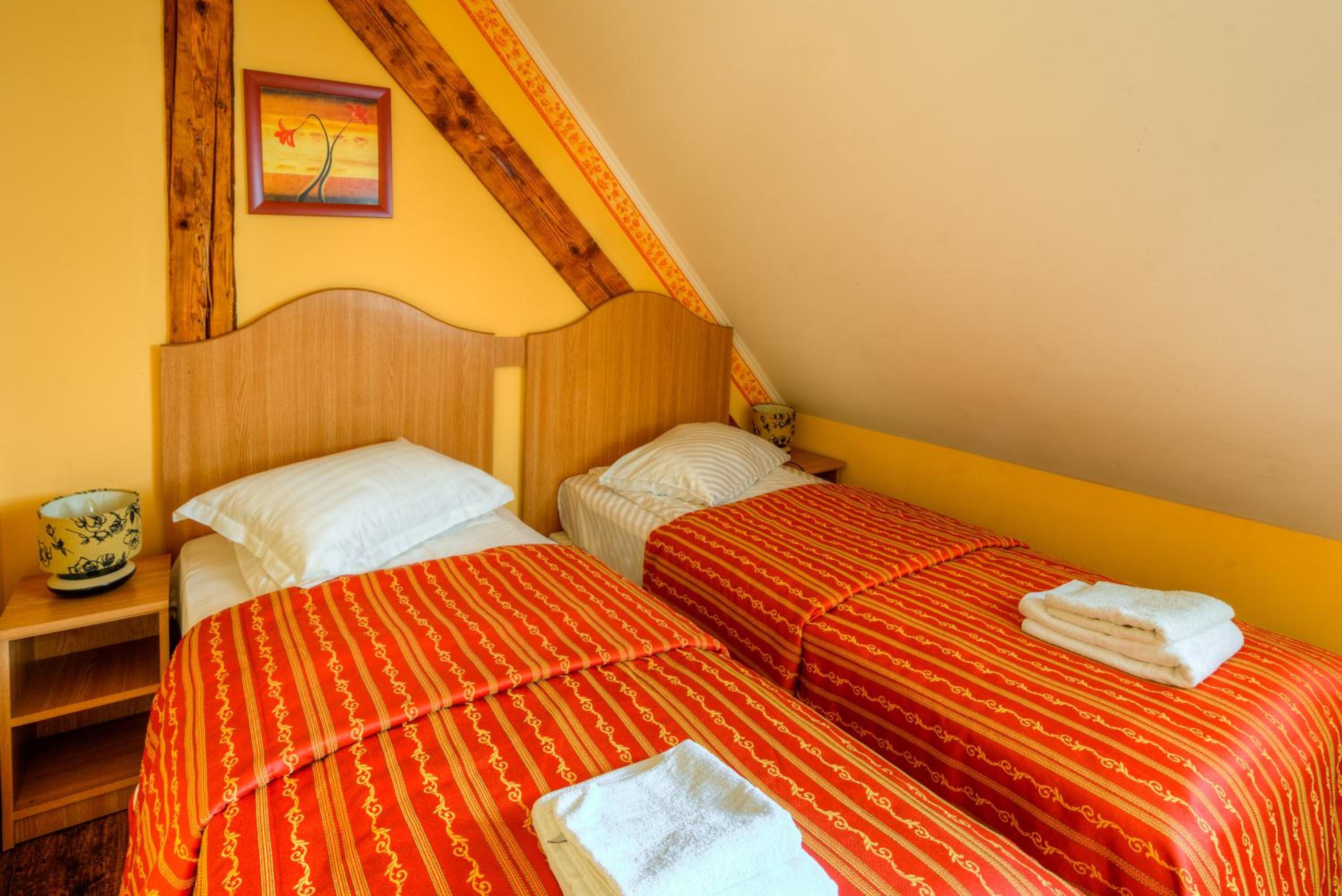 Three-Bedroom Apartment - Photo 8