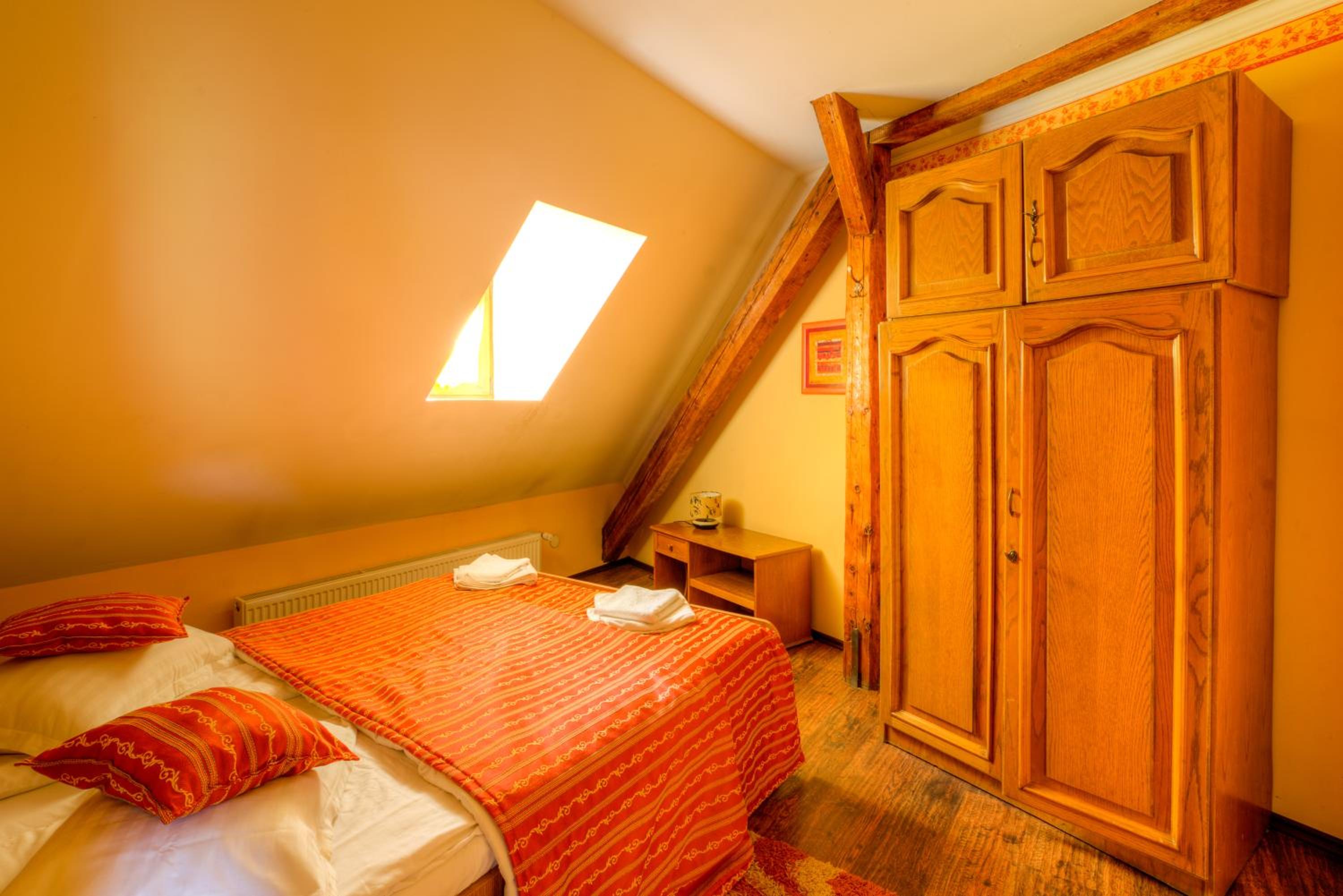 Three-Bedroom Apartment - Photo 14