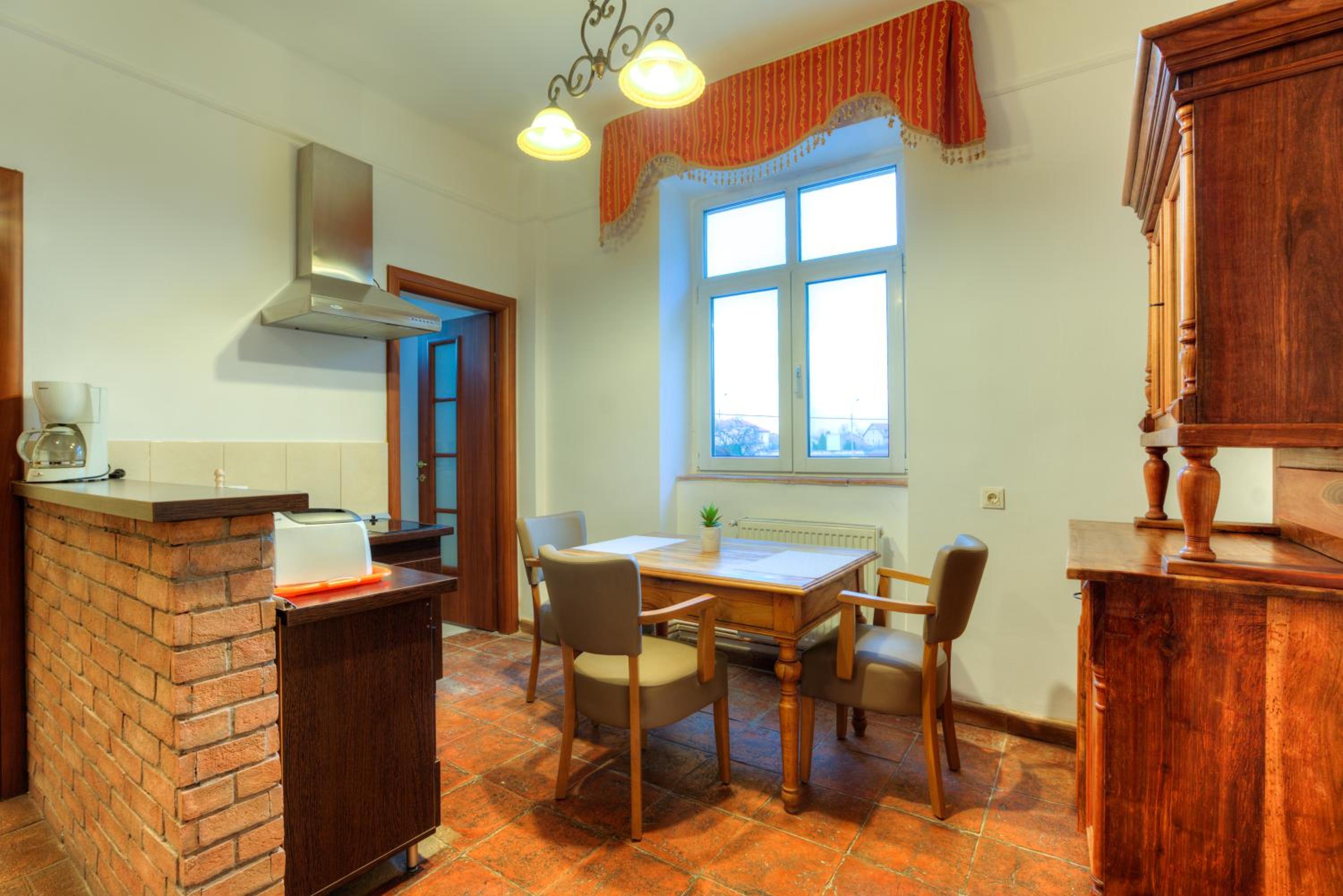 Two-Bedroom Apartment - Photo 8