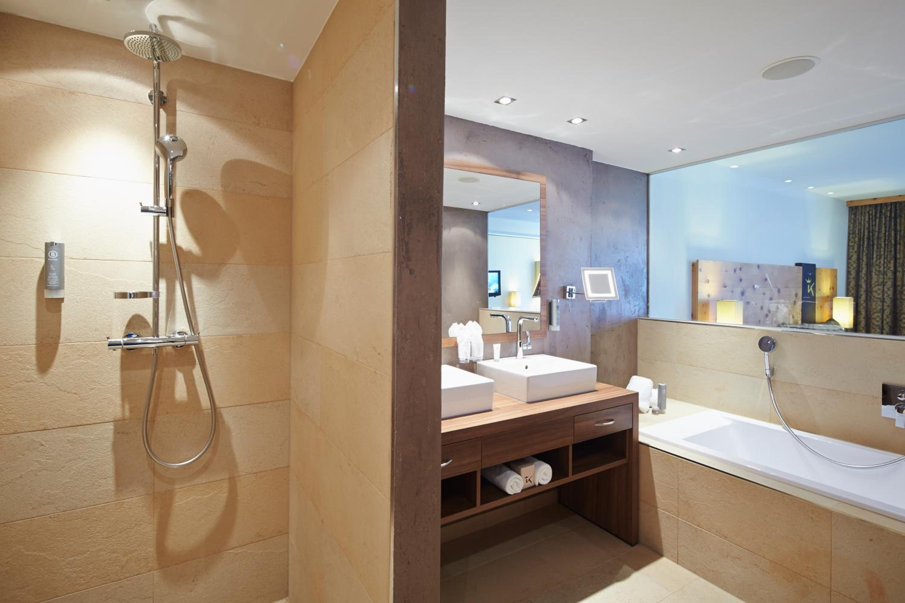 Superior Suite photo 3