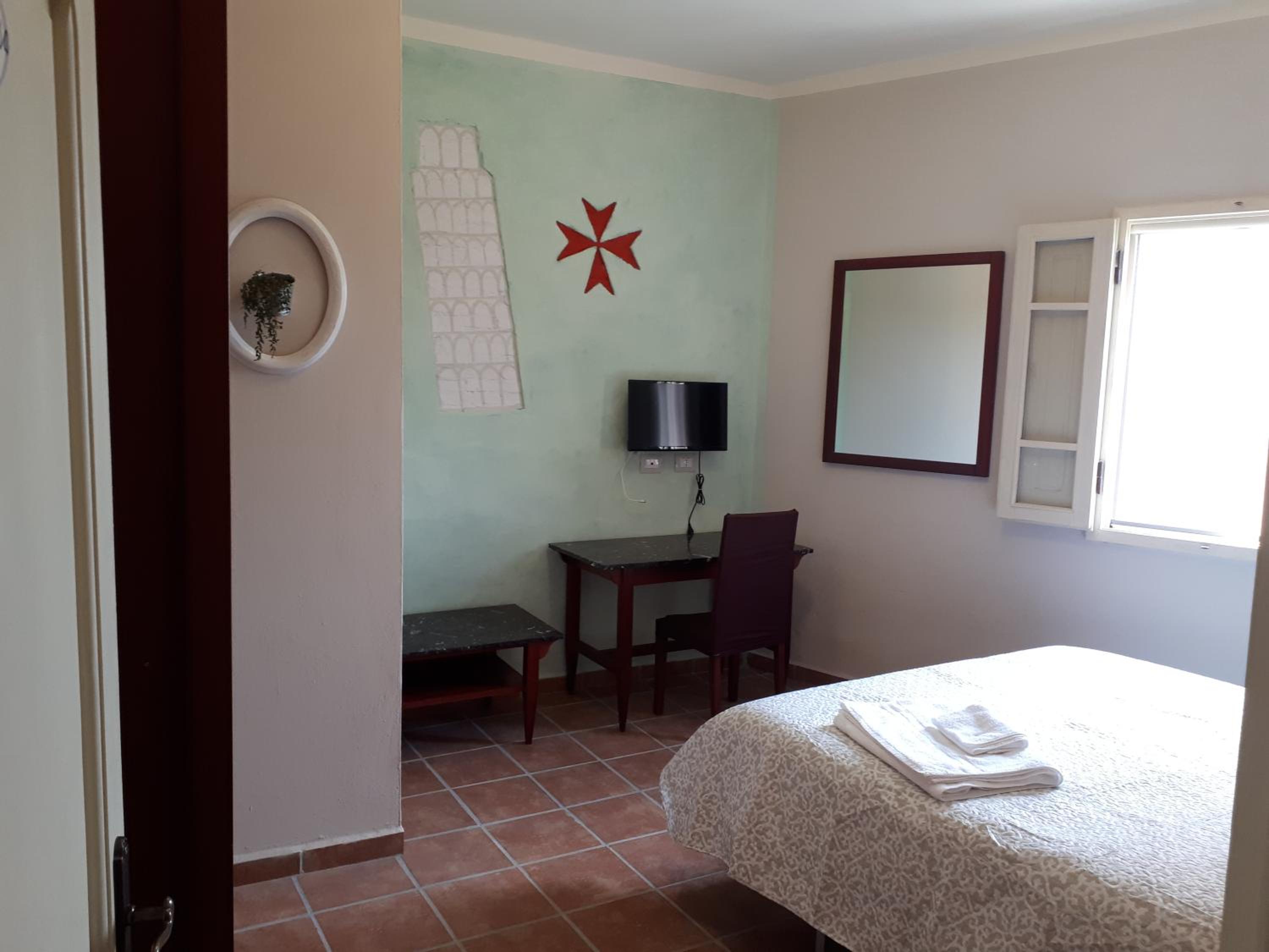 Double Room - Photo 6