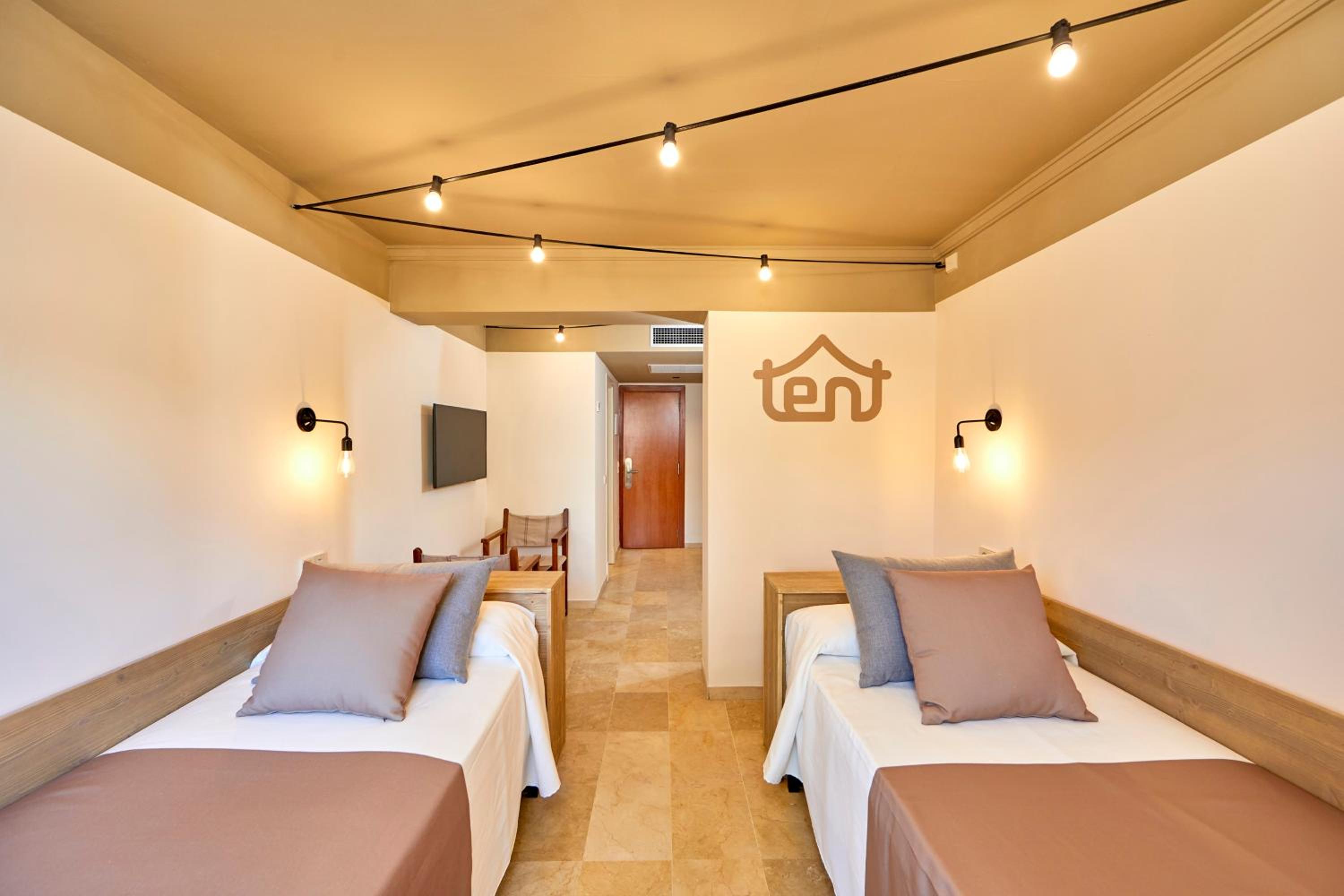 Double Room (1 Adult) - Unlimited Brunch photo 3