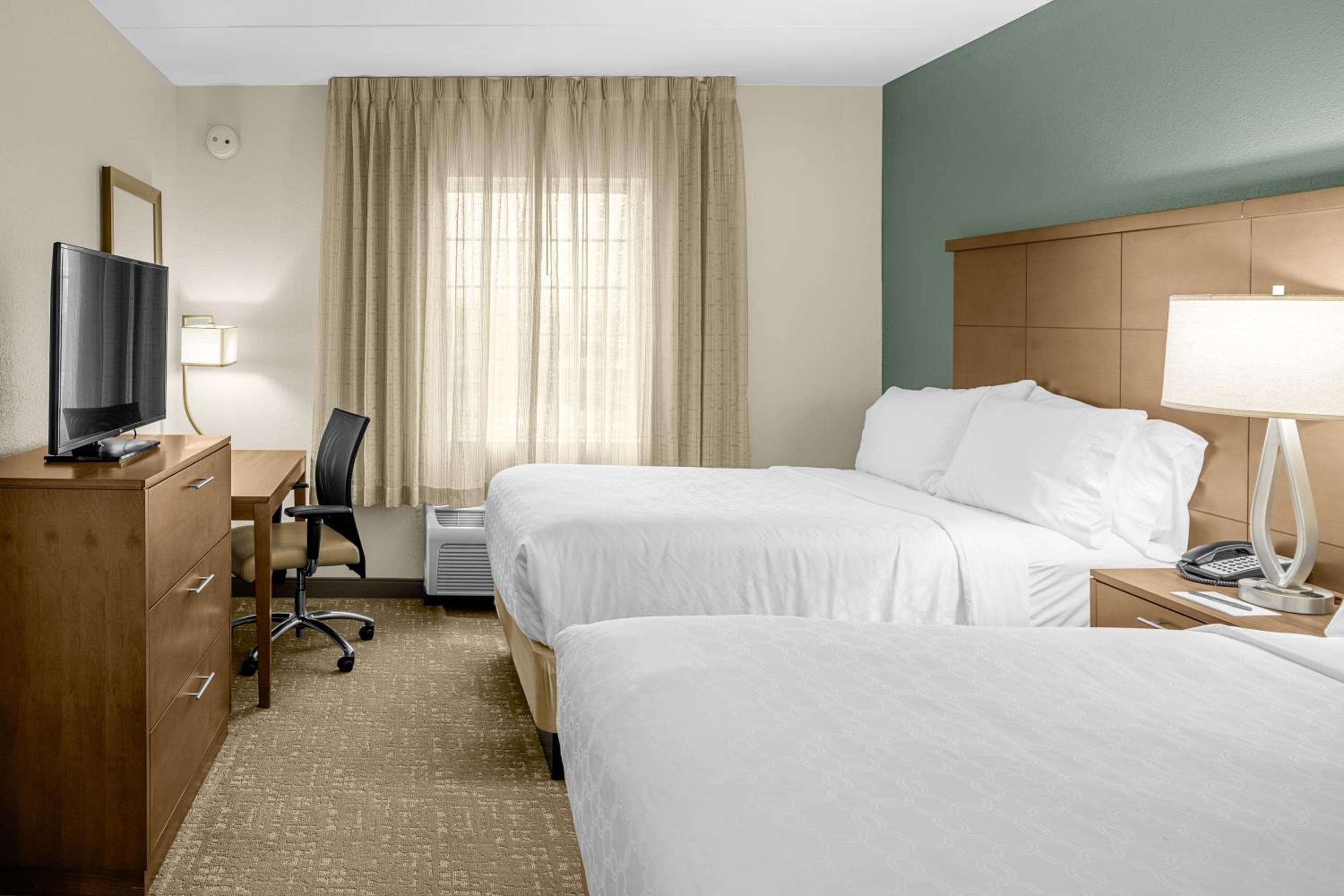 One-Bedroom Double Suite - Non-Smoking - Photo 8