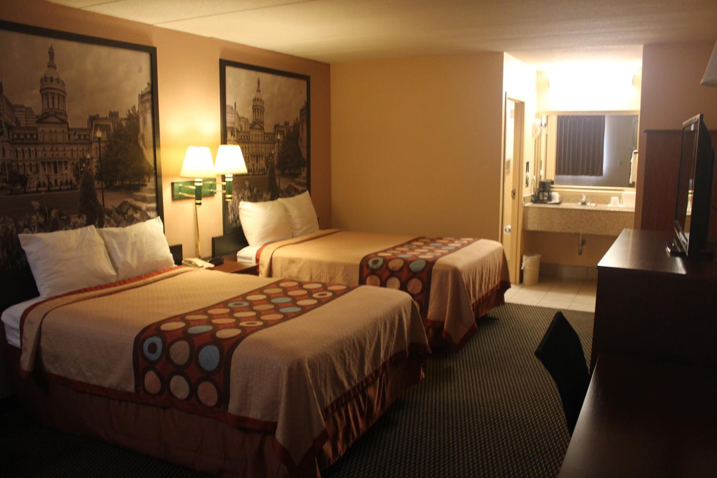 Double Room with Two Double Beds - Smoking - Photo 1