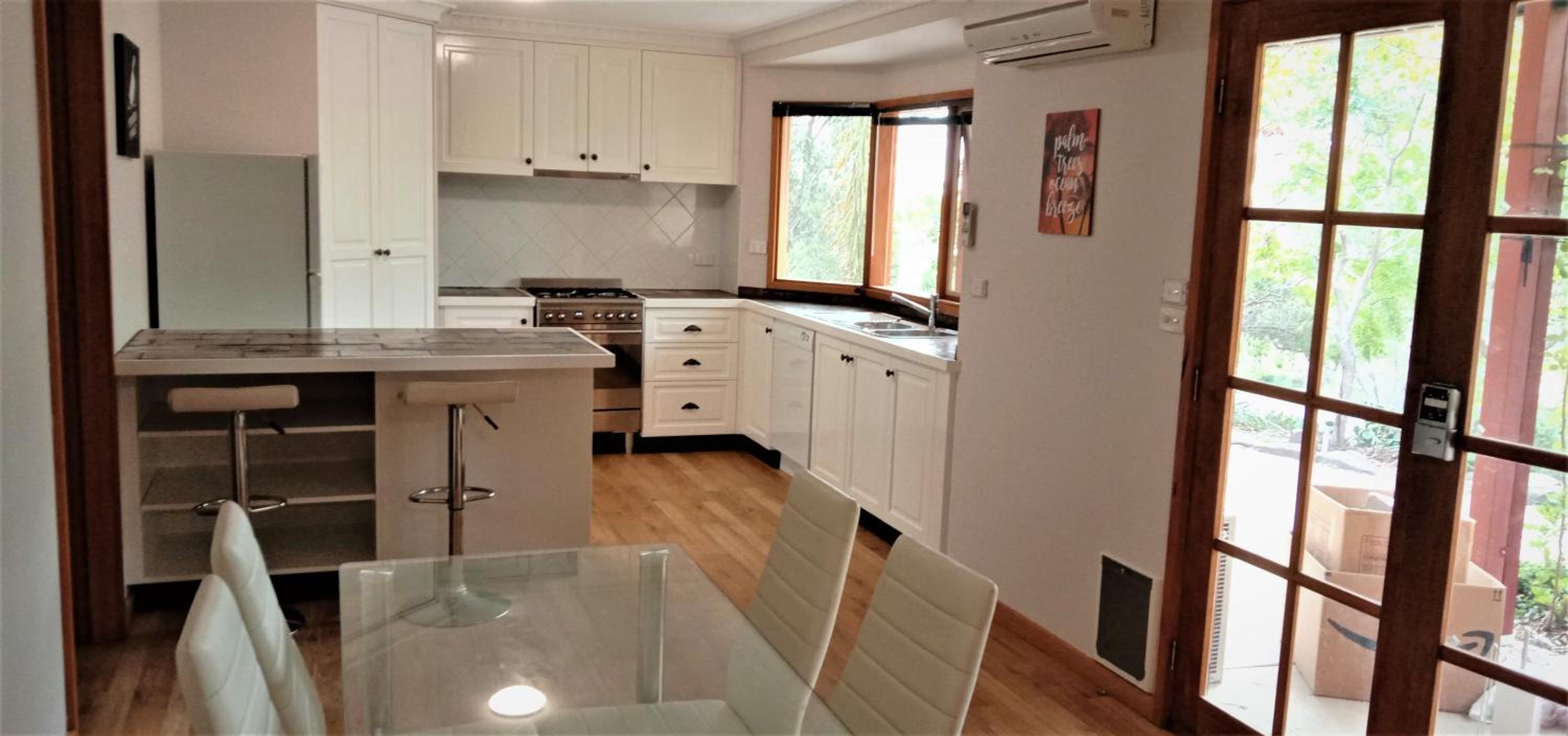 Two-Bedroom Apartment - Photo 2