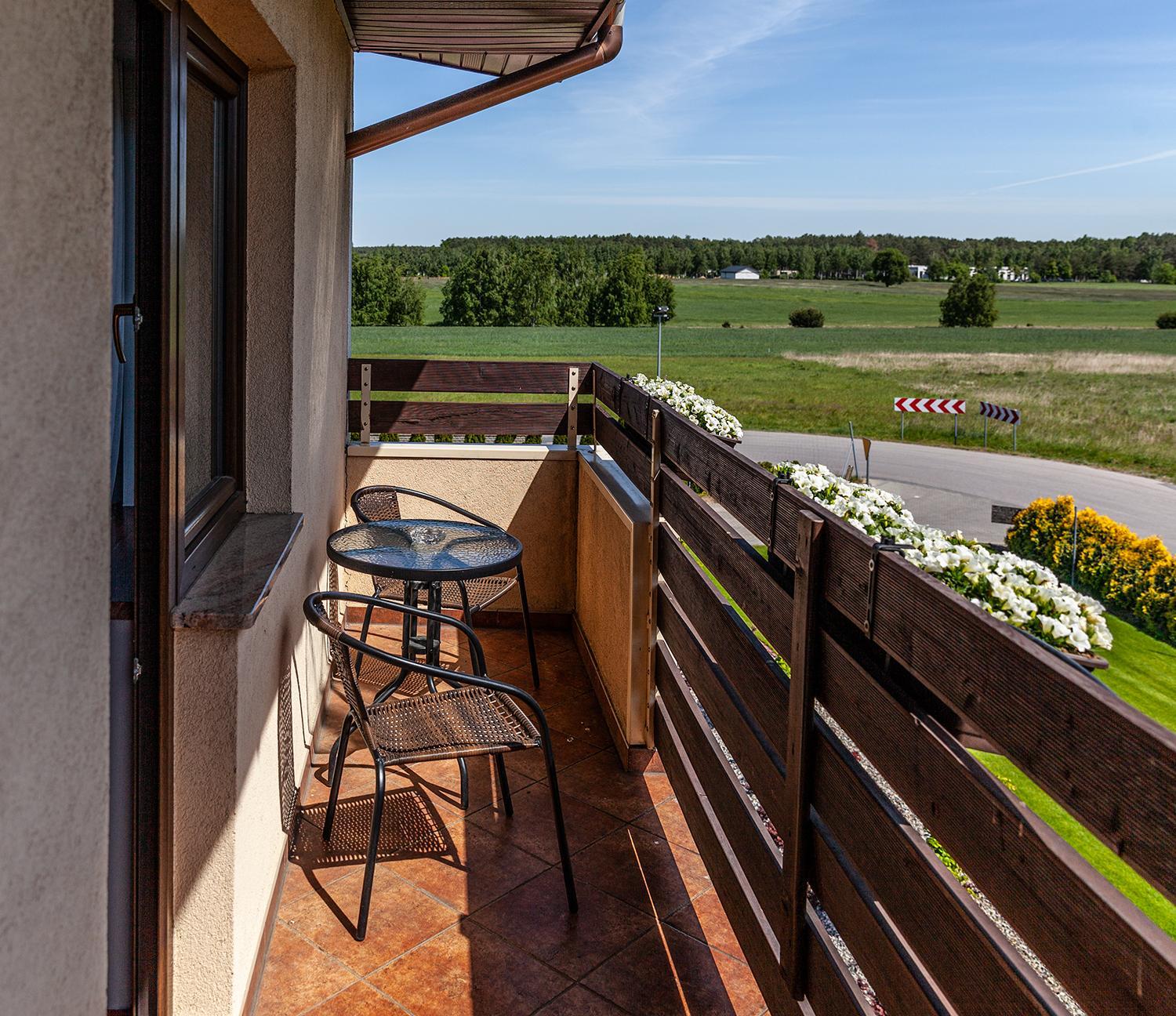 Suite with Hot Tub photo 2