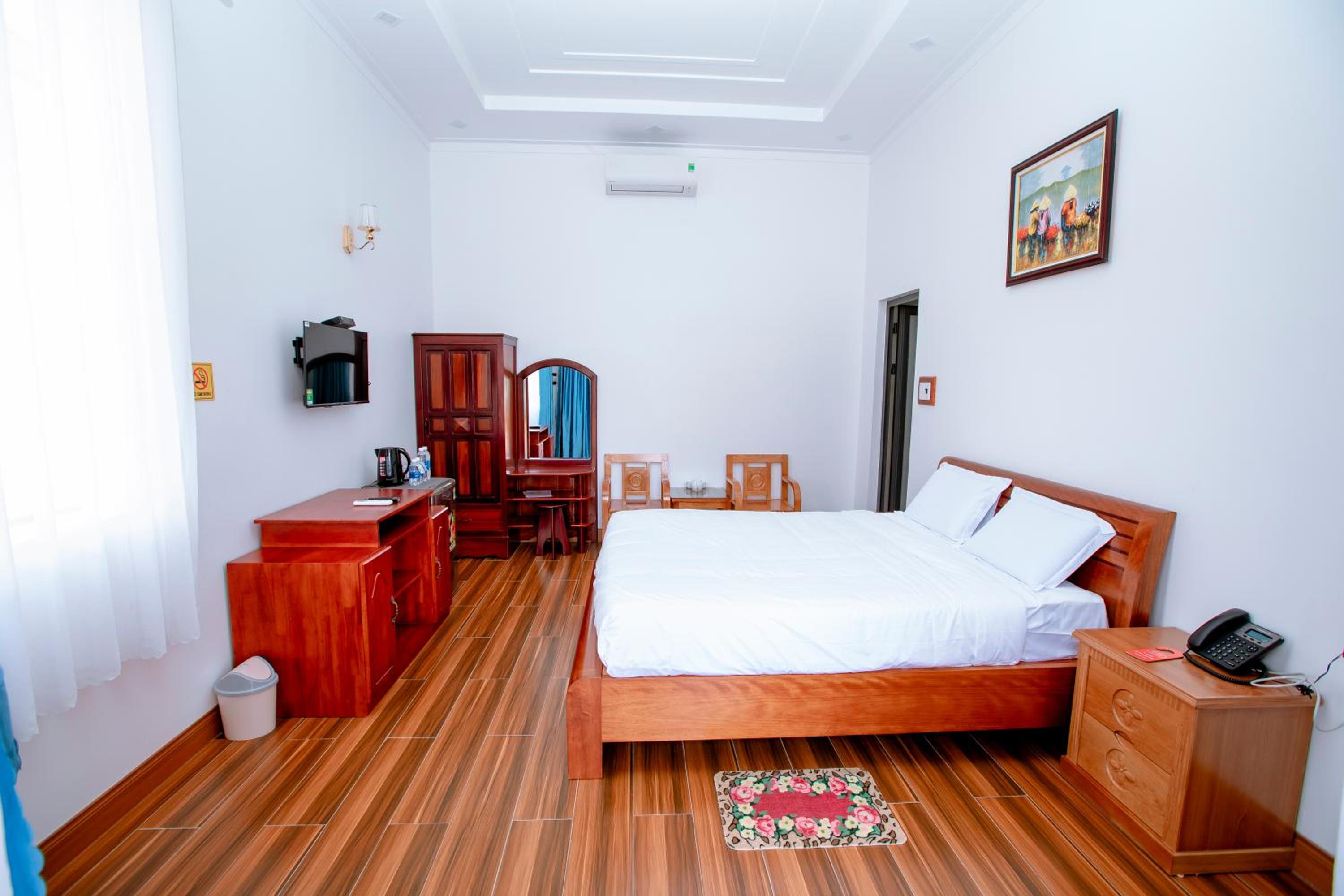 Double Room - Photo 6
