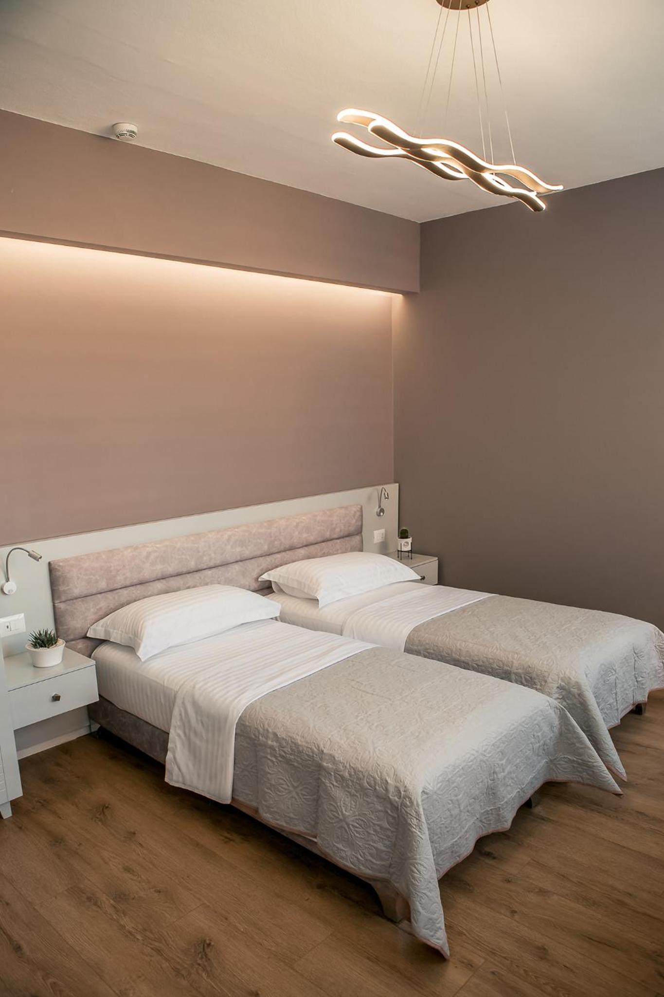Double or Twin Room photo 2