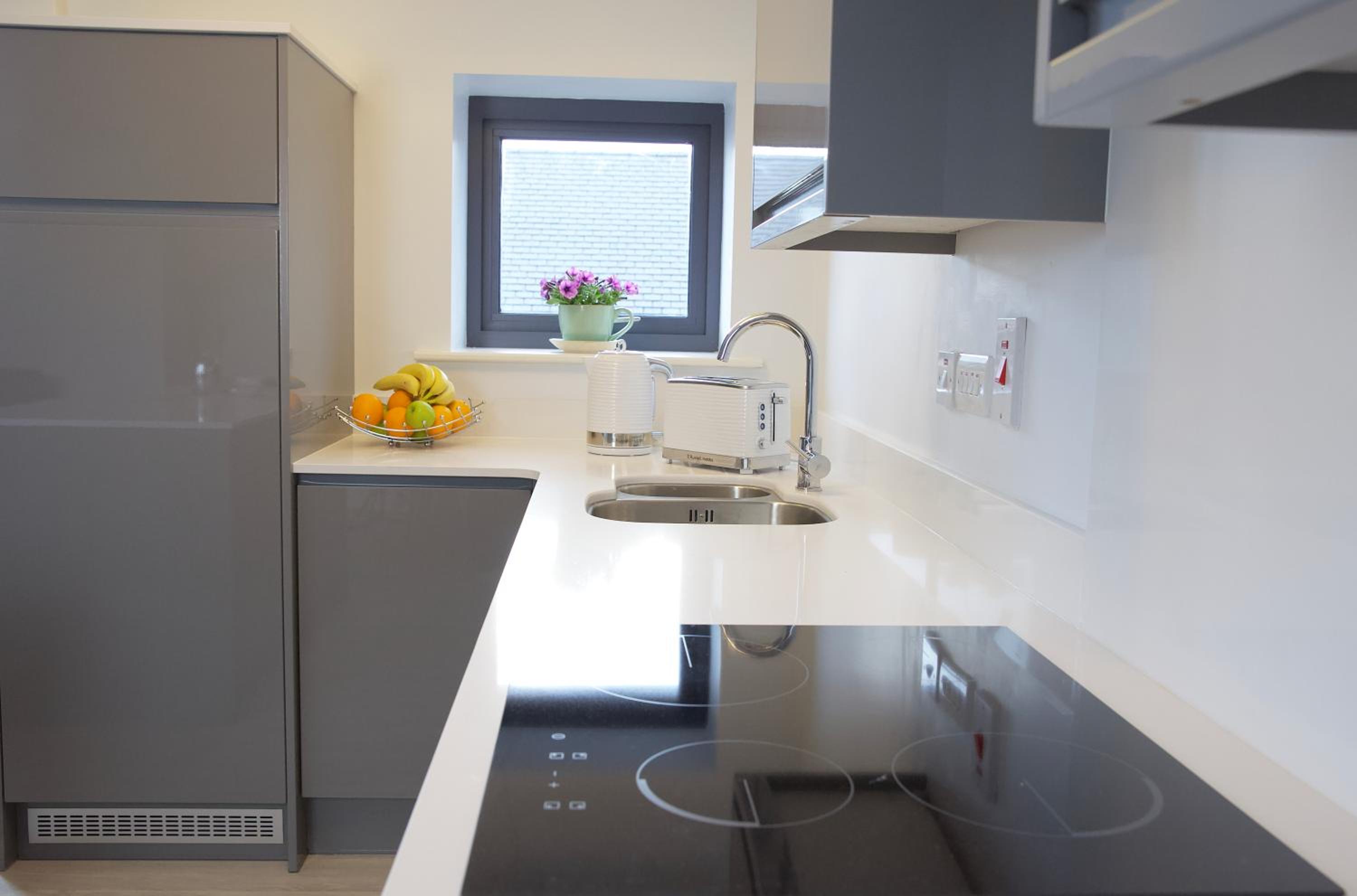 Two-Bedroom Apartment - Photo 2