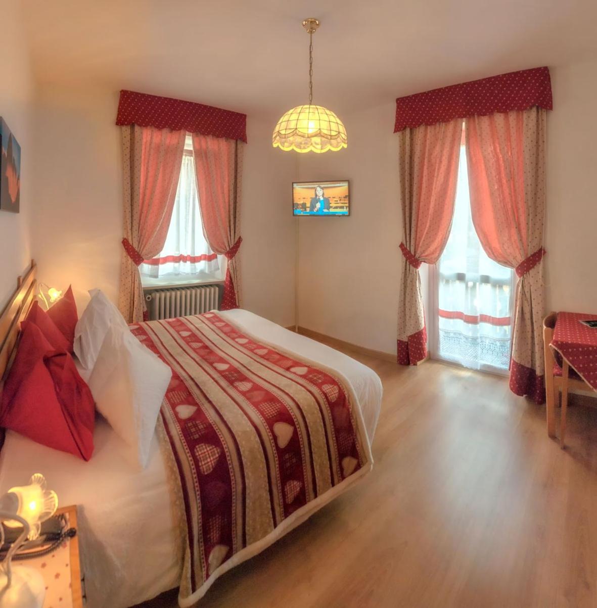 Double or Twin Room with Balcony