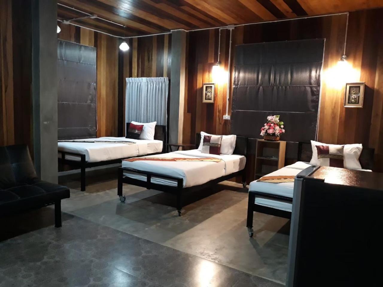 Triple Room With Private Bathroom - Photo 30