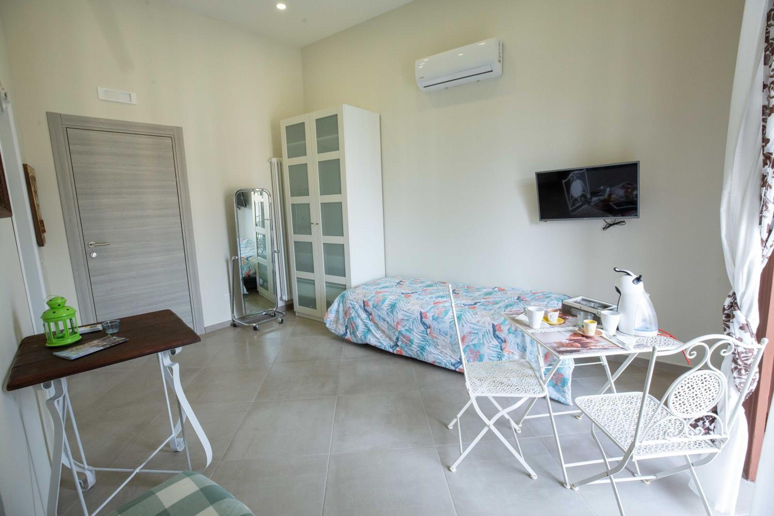 Standard Triple Room with Sea View