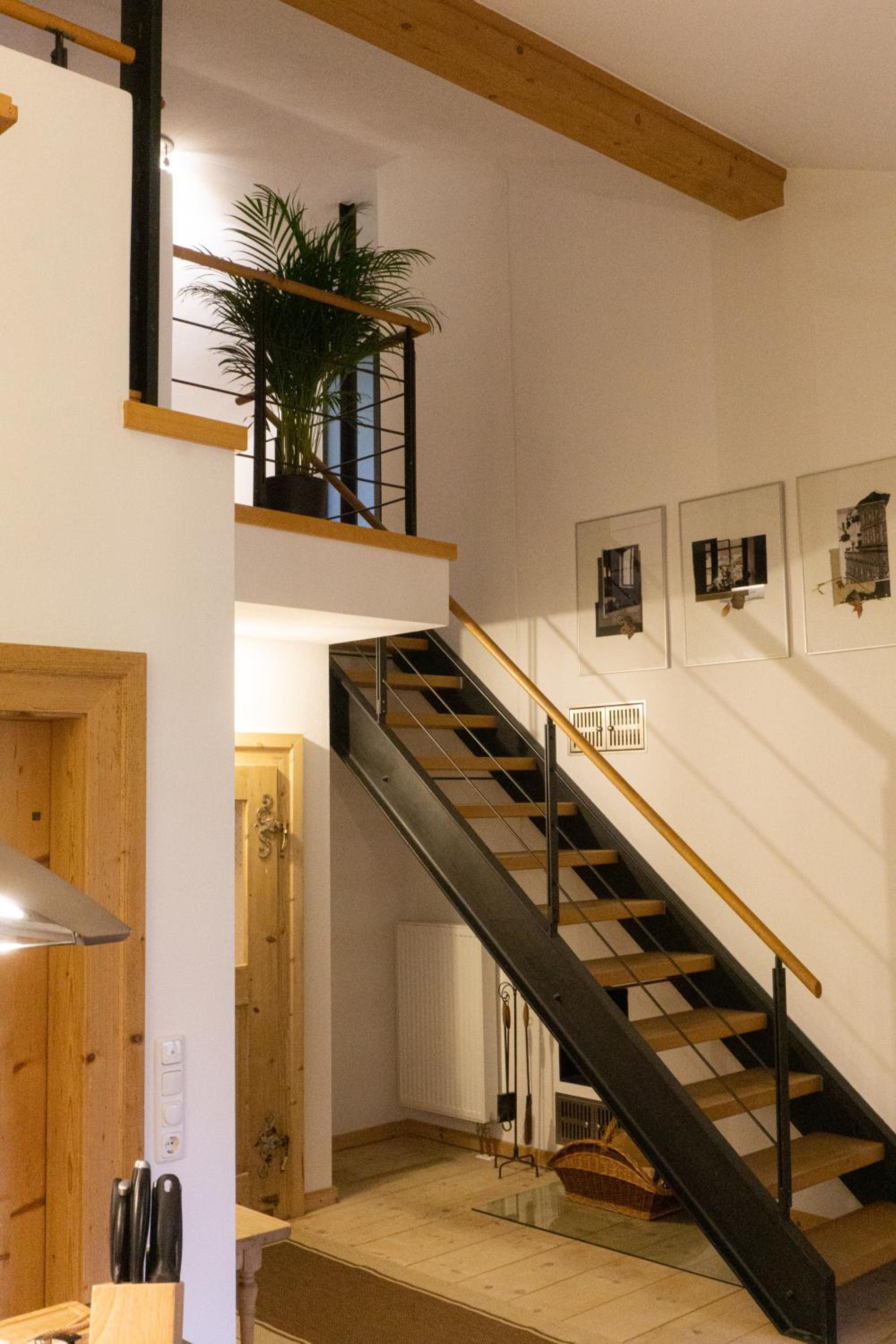 Two-Bedroom Apartment - Photo 24