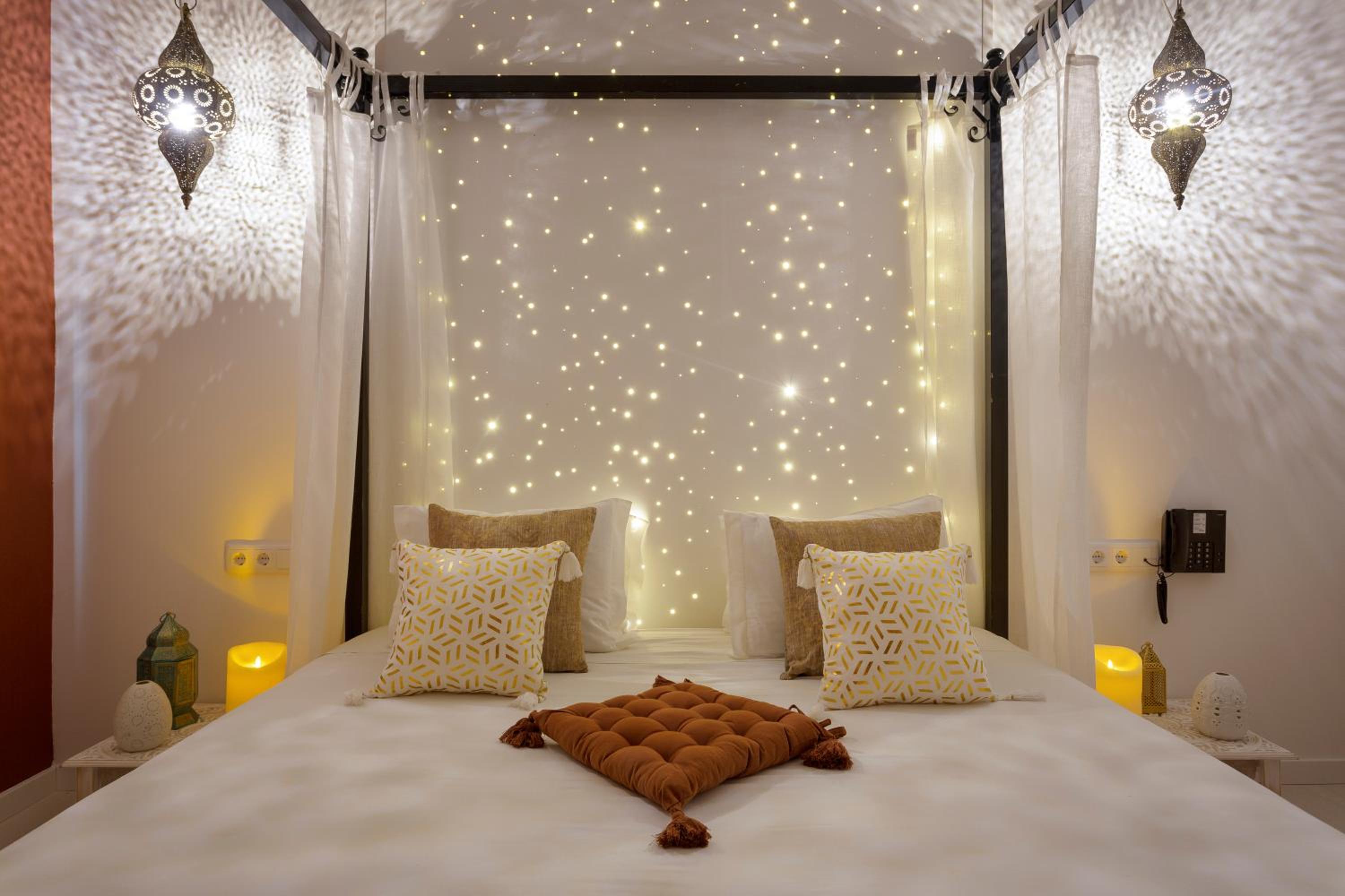 Themed King Room - 1001 Nights - Photo 2