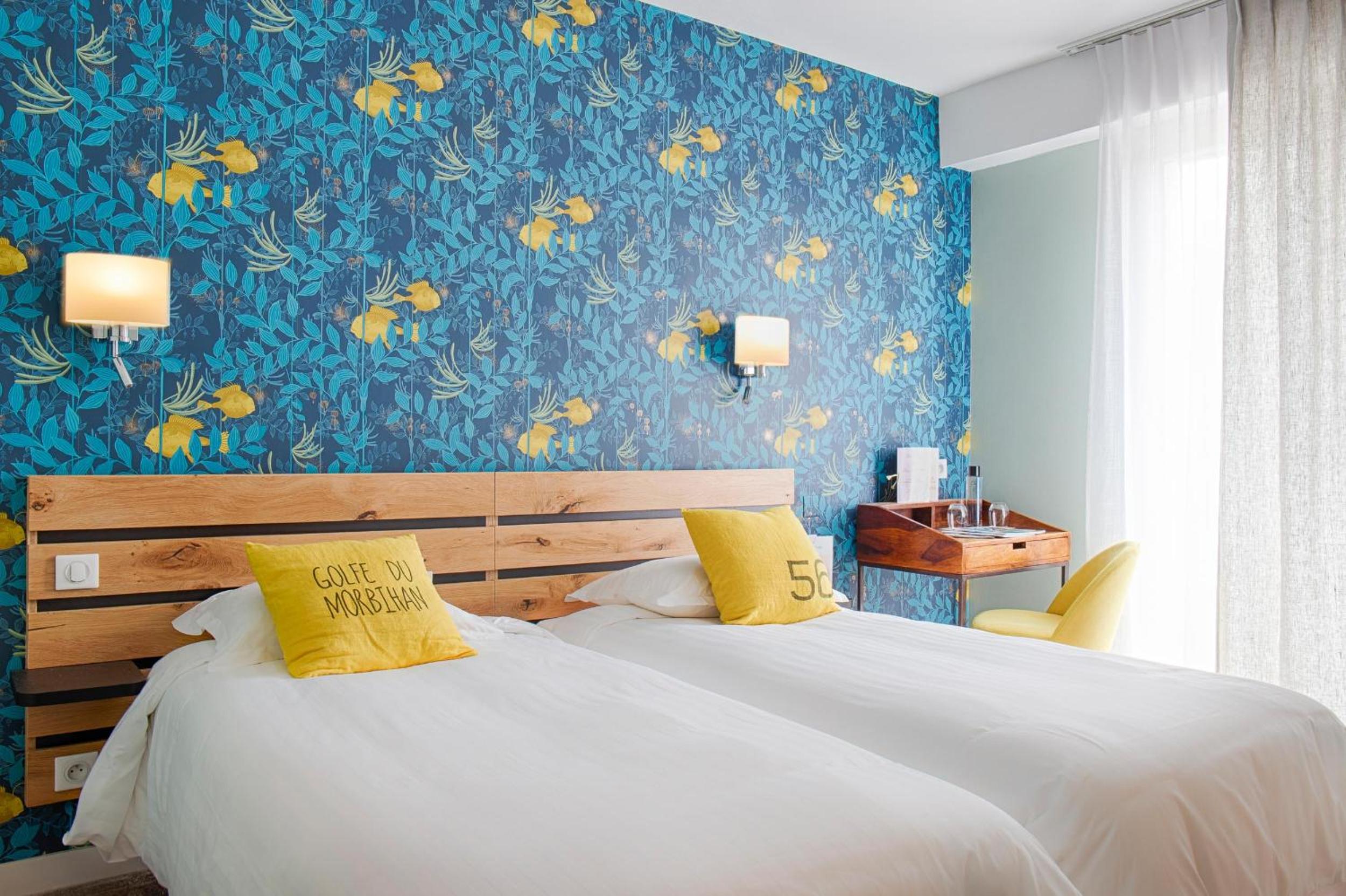 Standard Twin Room with Garden View
