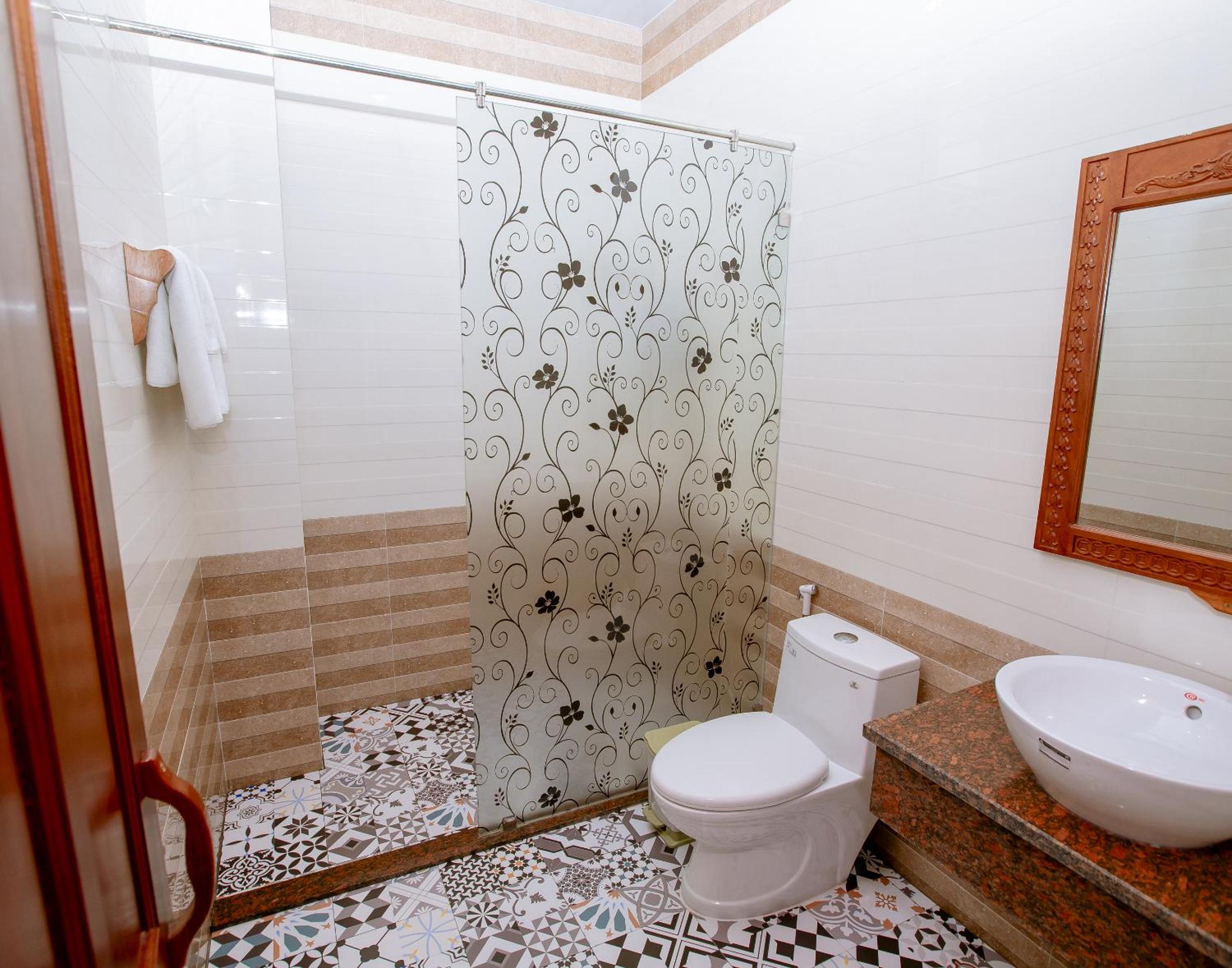 Double Room - Photo 7