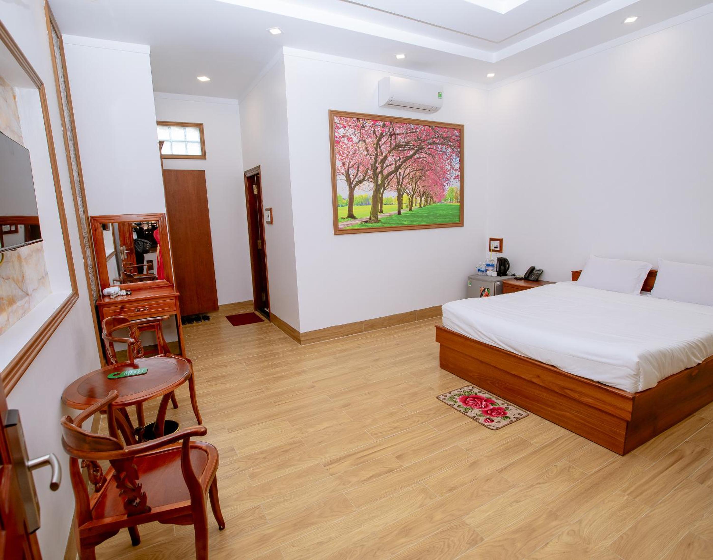 Double Room - Photo 5