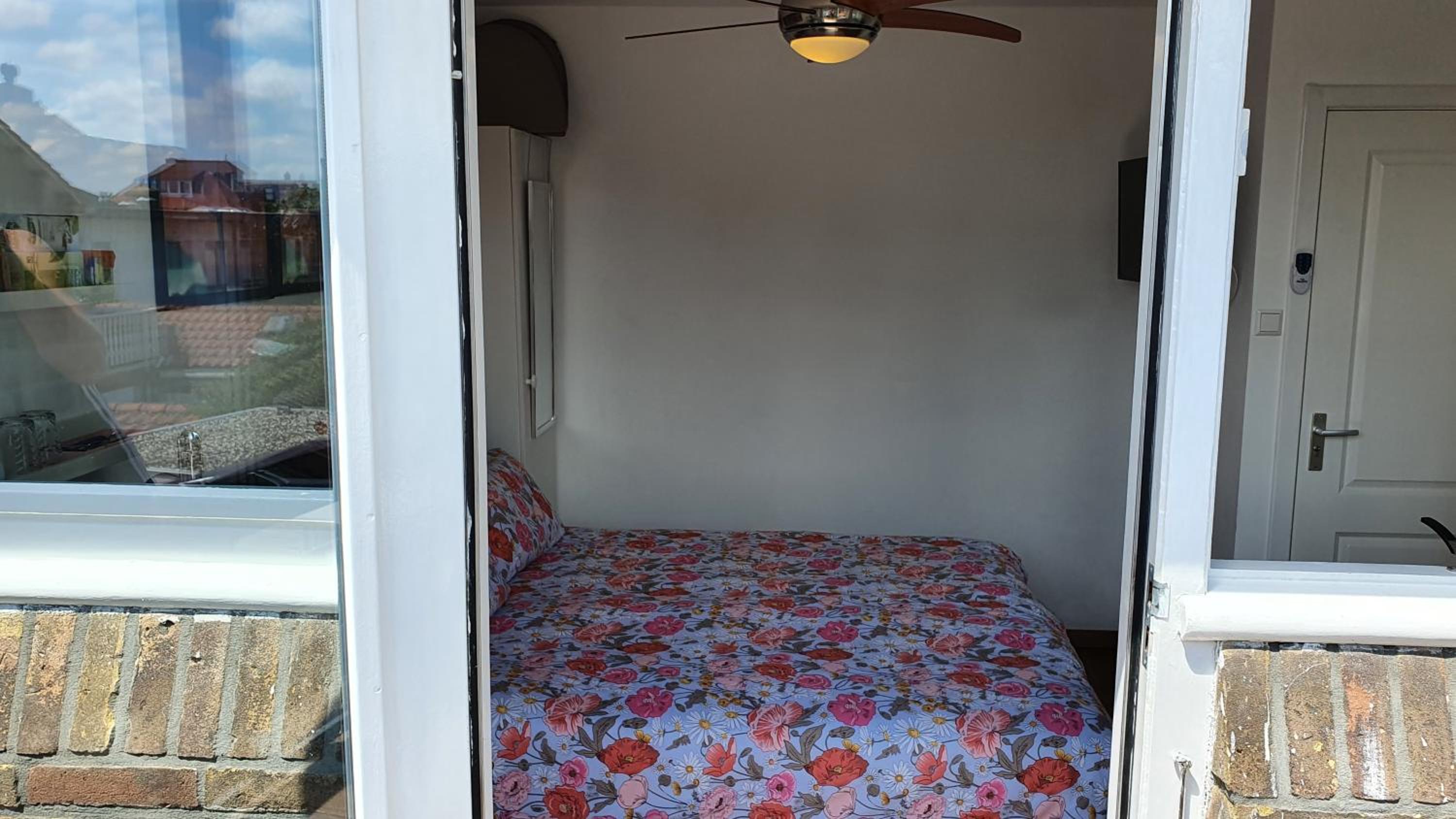 Double Room with Balcony - Photo 5