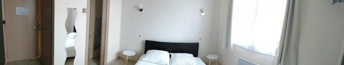 Double Room - Photo 9
