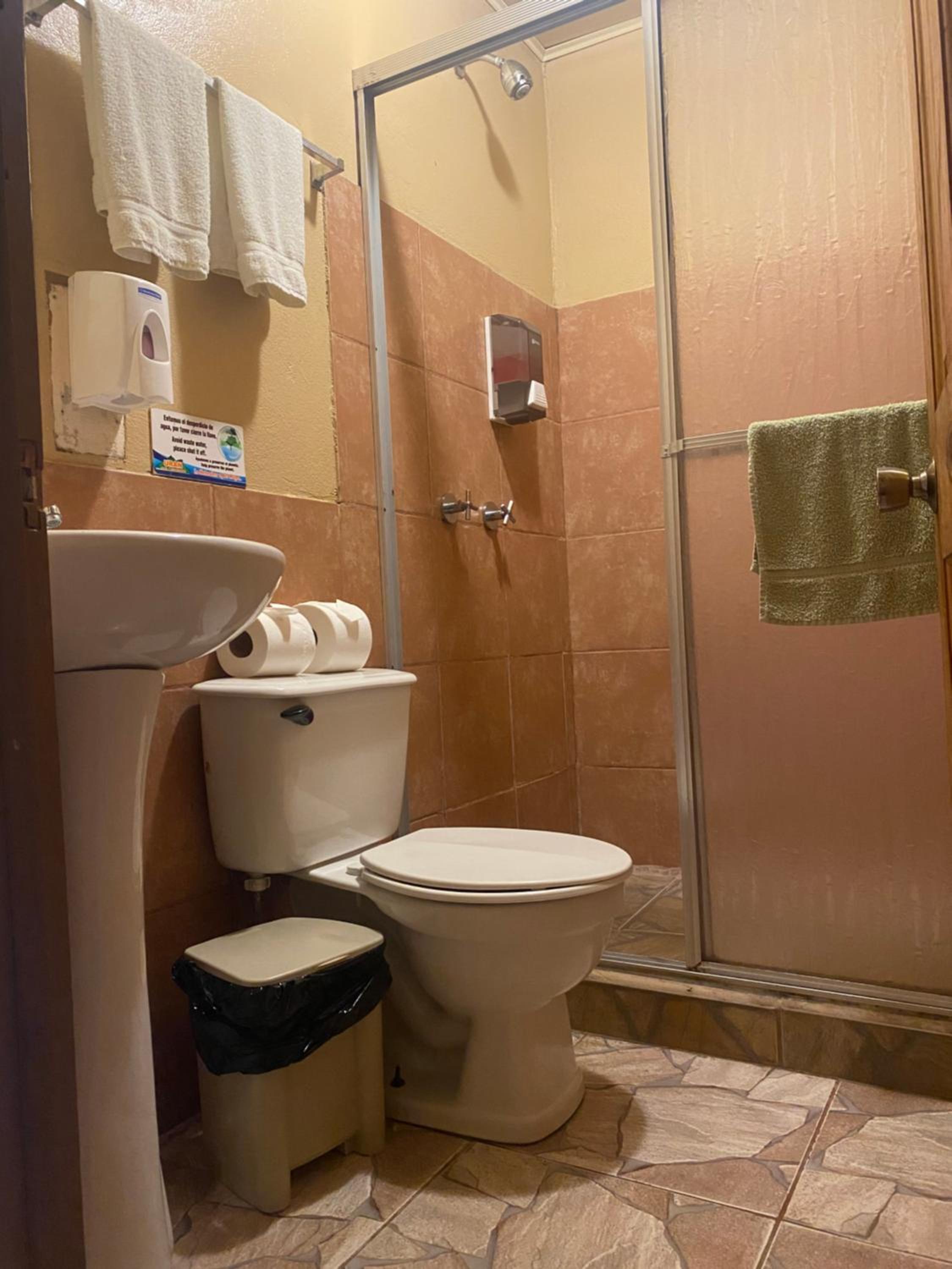 Triple Room with Private Bathroom photo 3