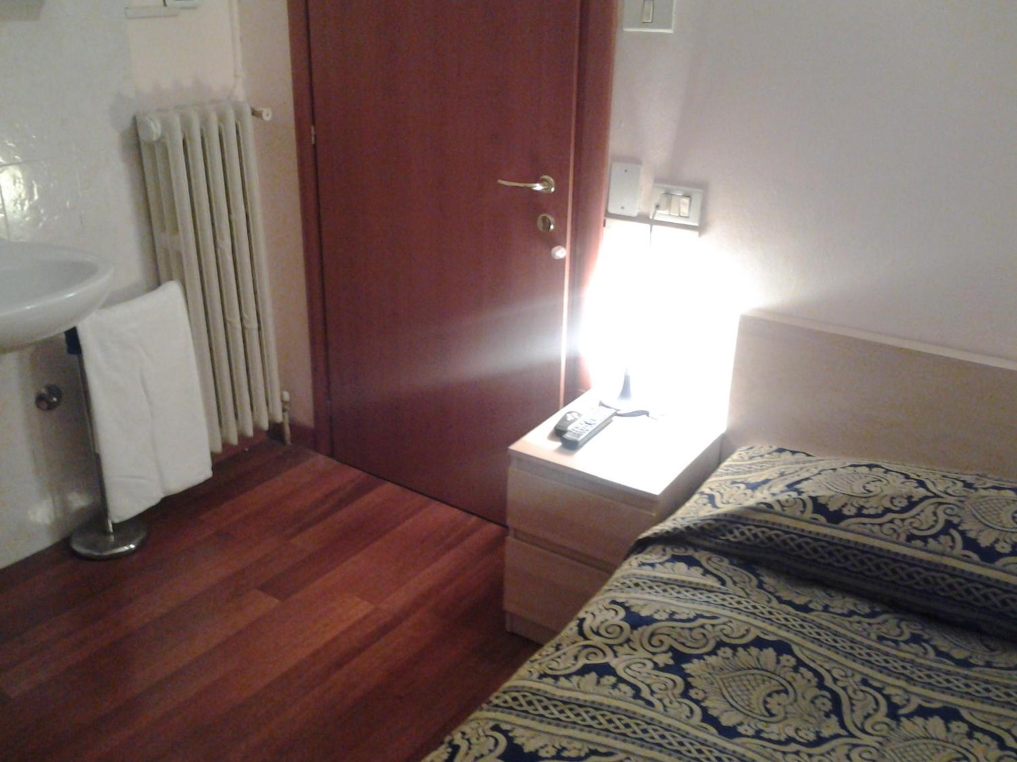 Single Room with Private External Bathroom
