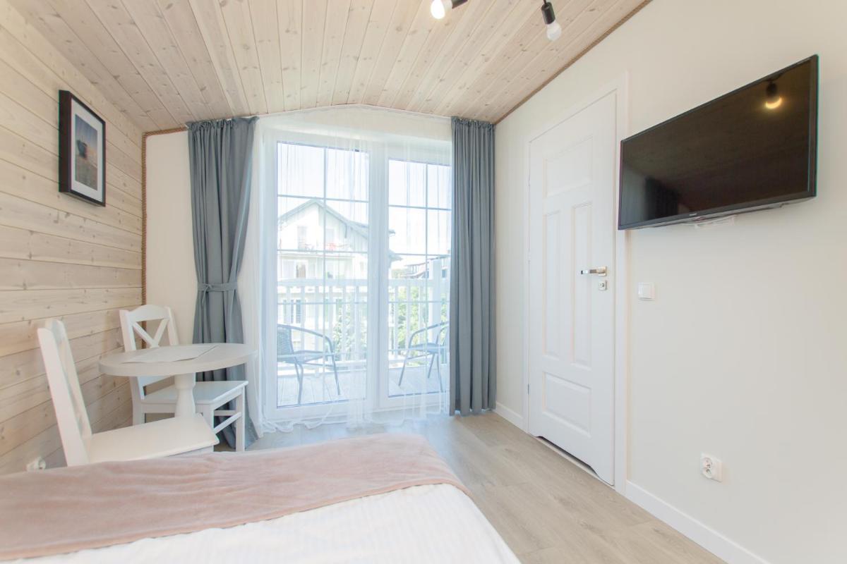 Double Room with Balcony photo 2