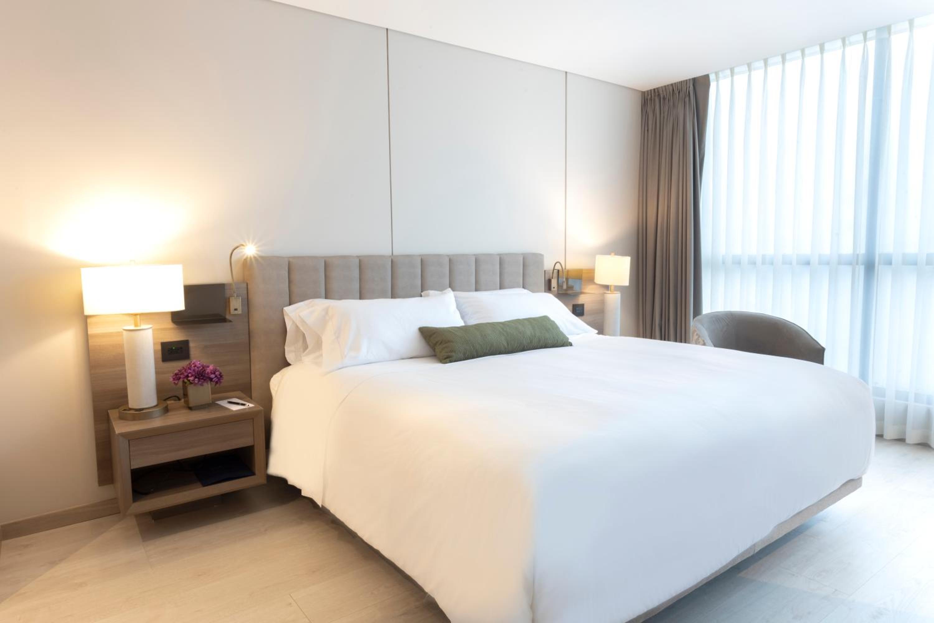 Superior King or Twin Room - Photo 8