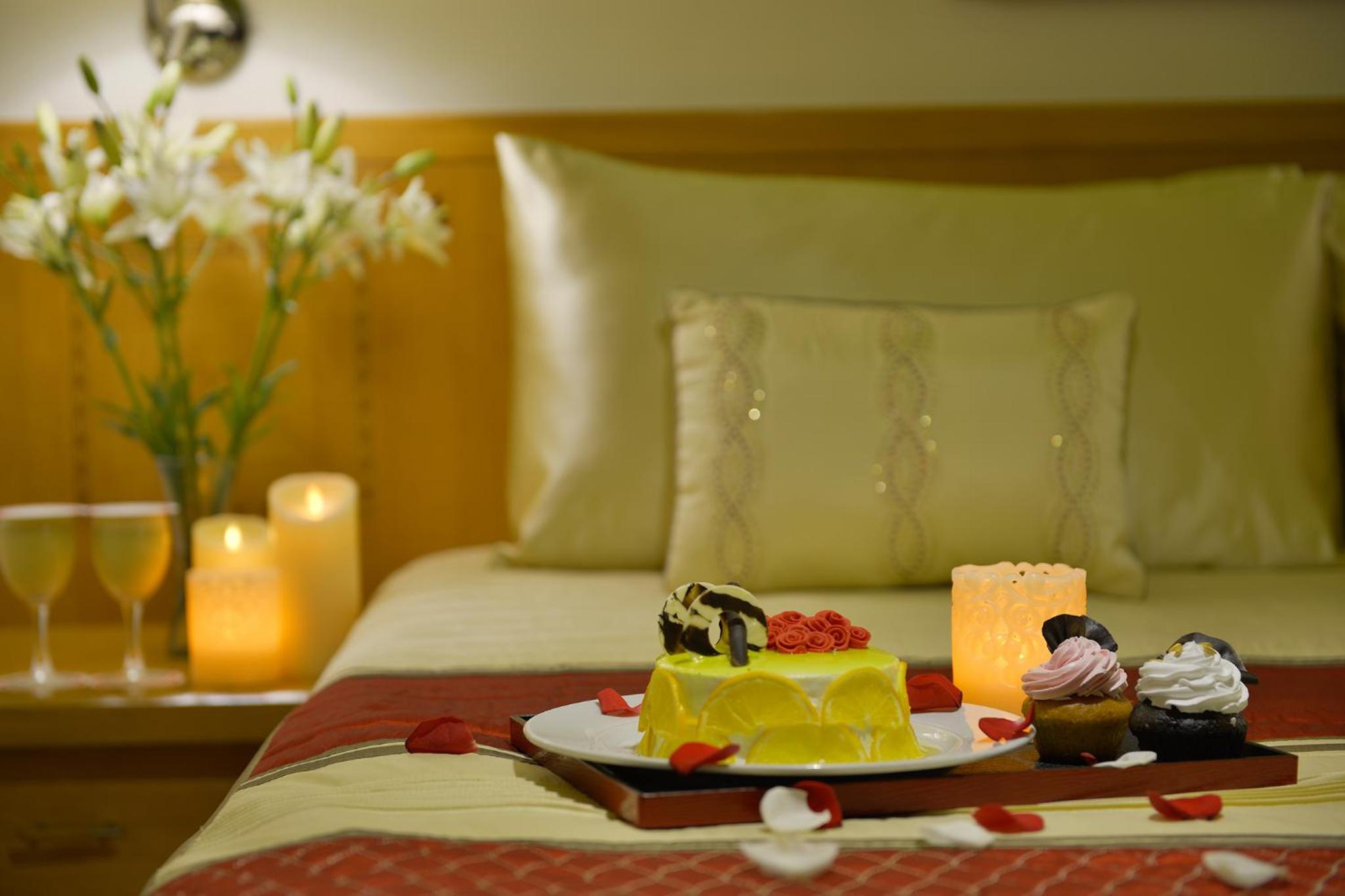 Superior Room City View Queen Bed - Photo 7