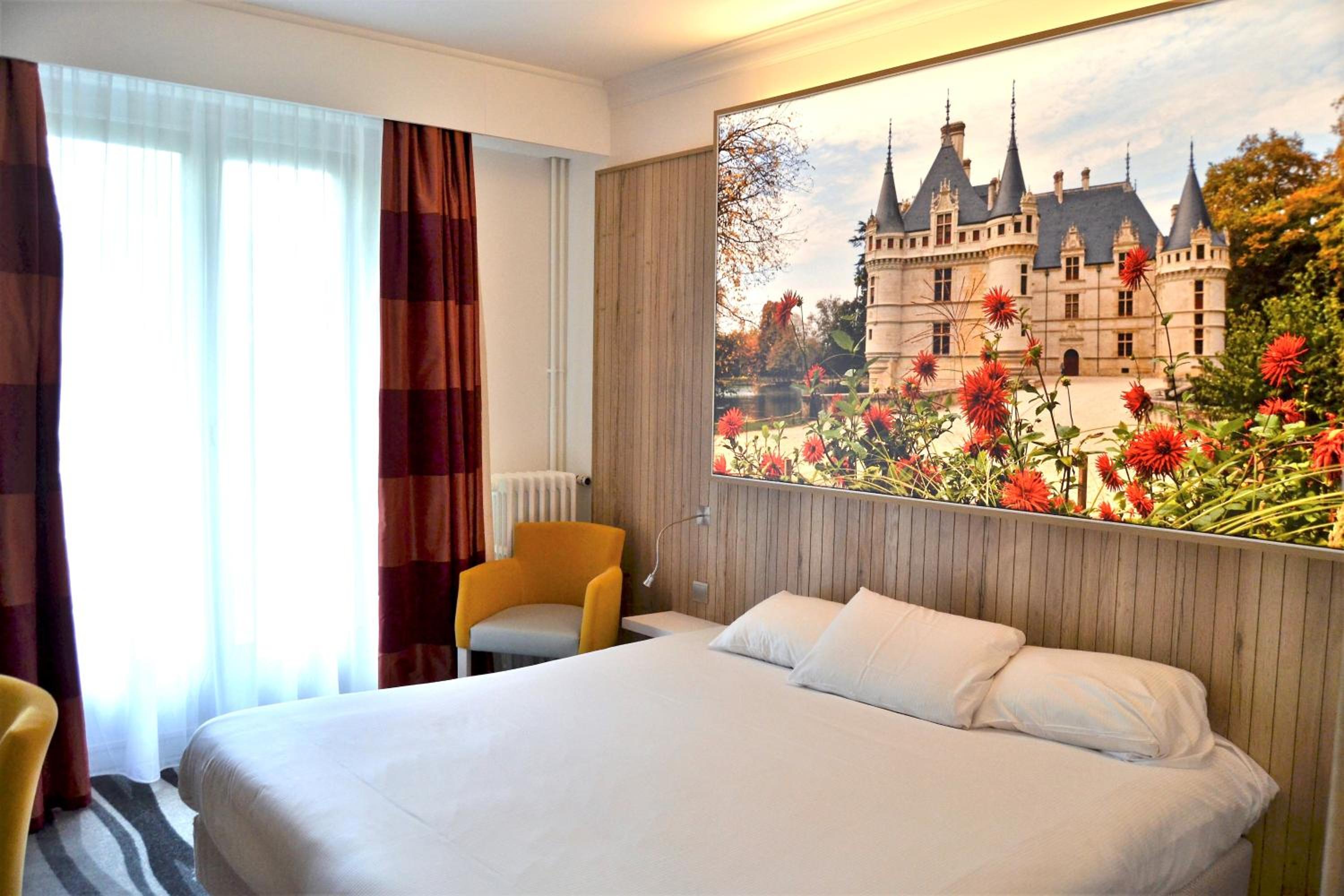 1 Double Bed - Photo 1