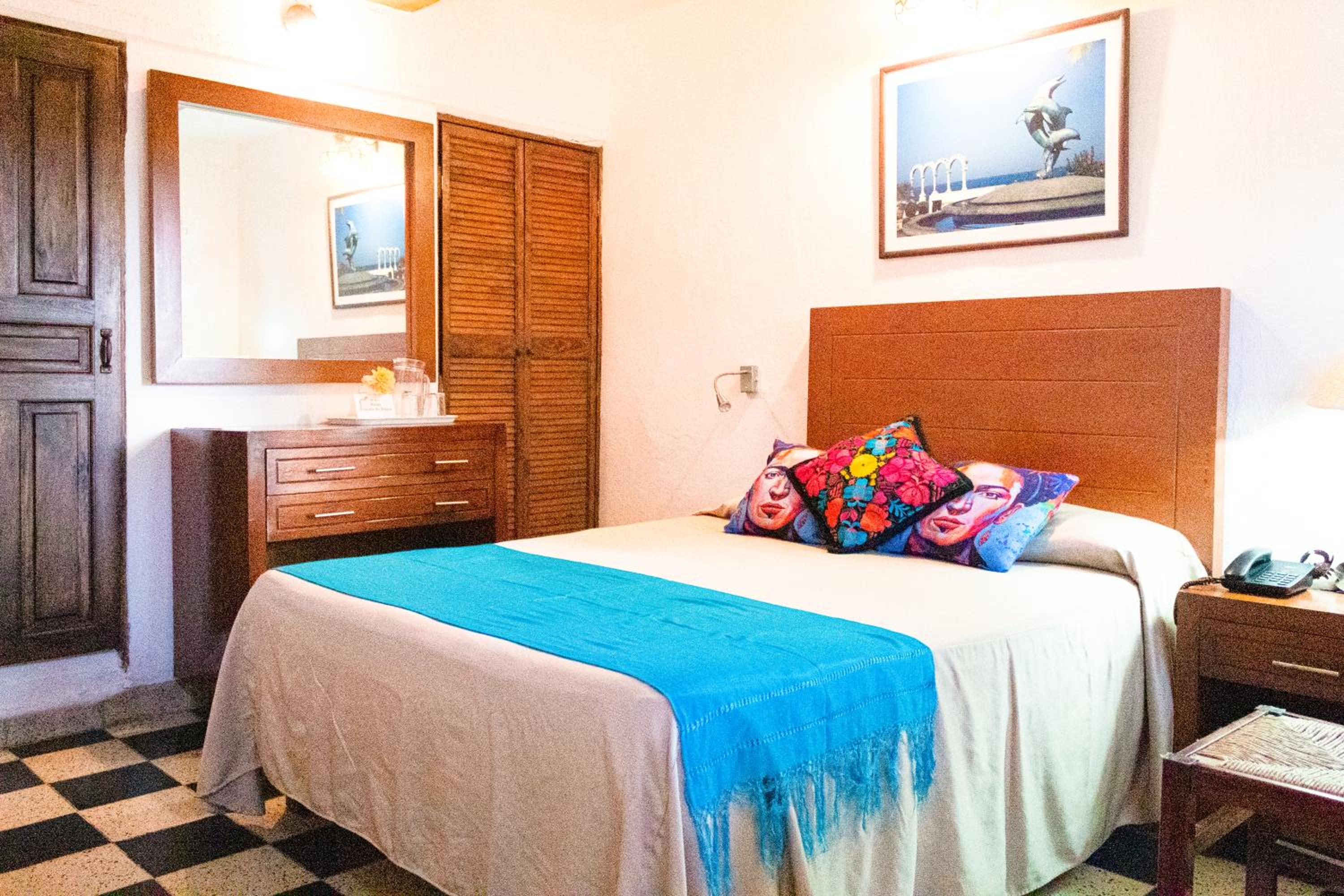 Double Room - Photo 12
