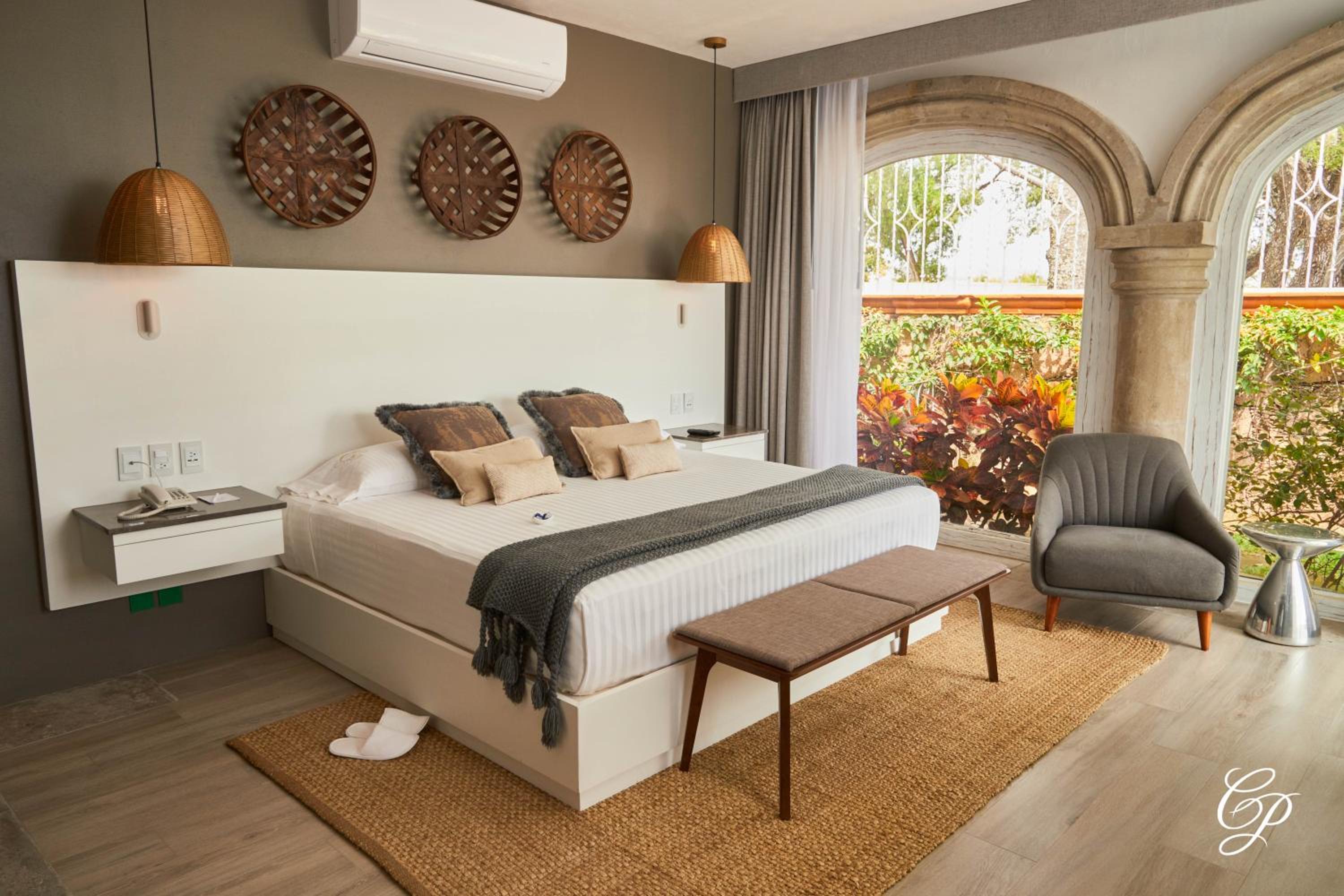 Junior Suite with Mountain View