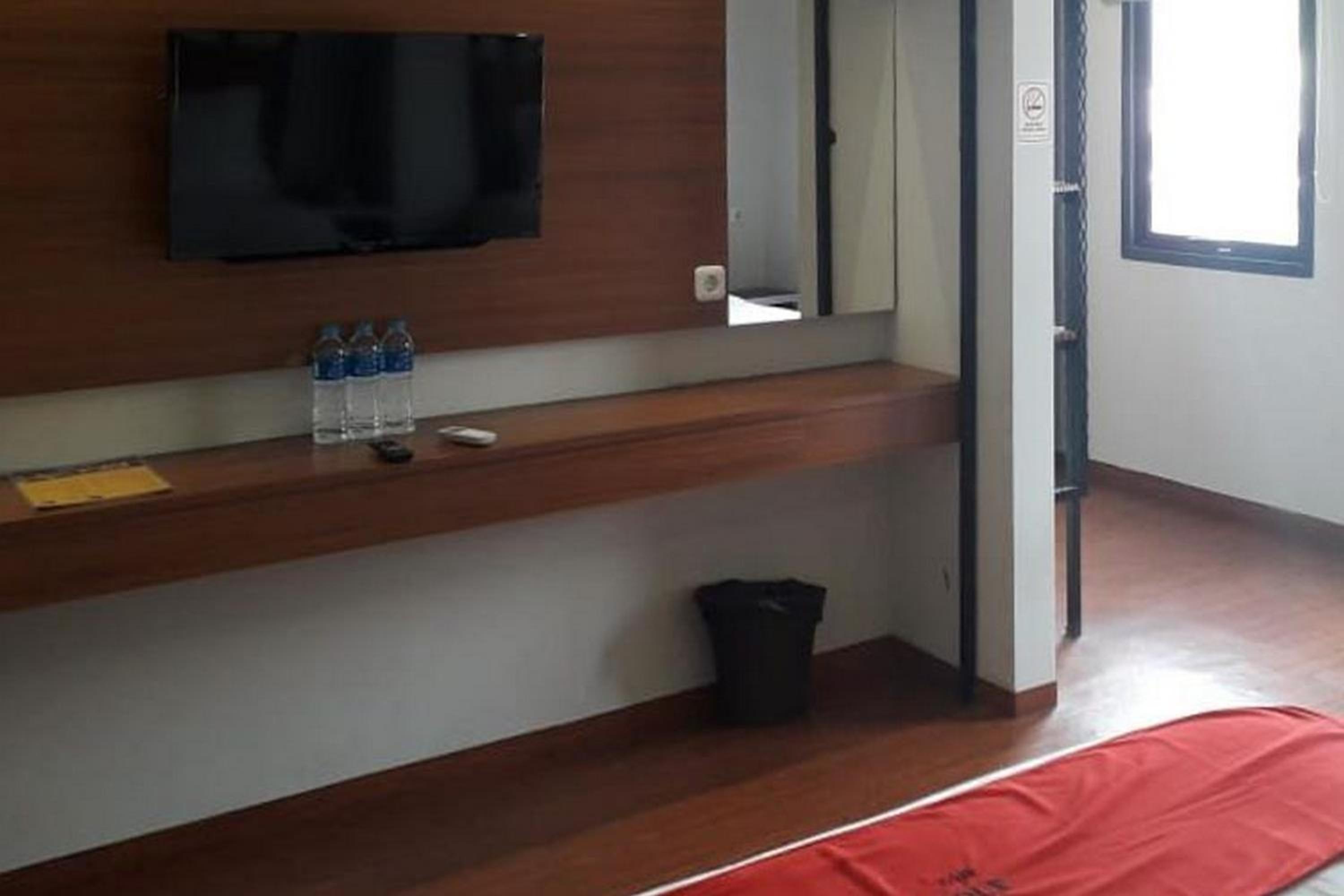 Deluxe Twin Room - Photo 6