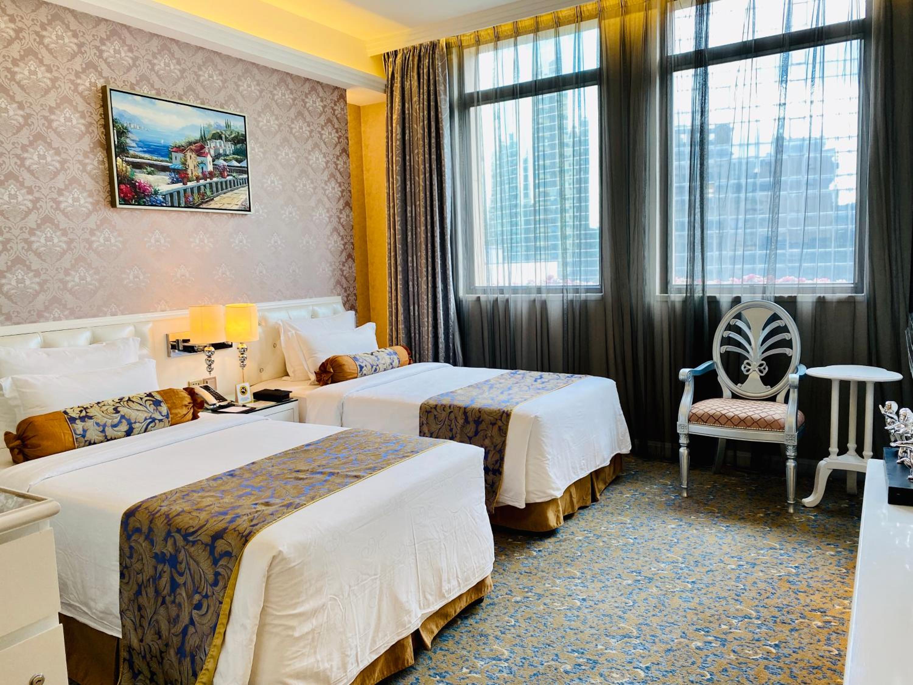 Deluxe Double or Twin Room - Photo 2