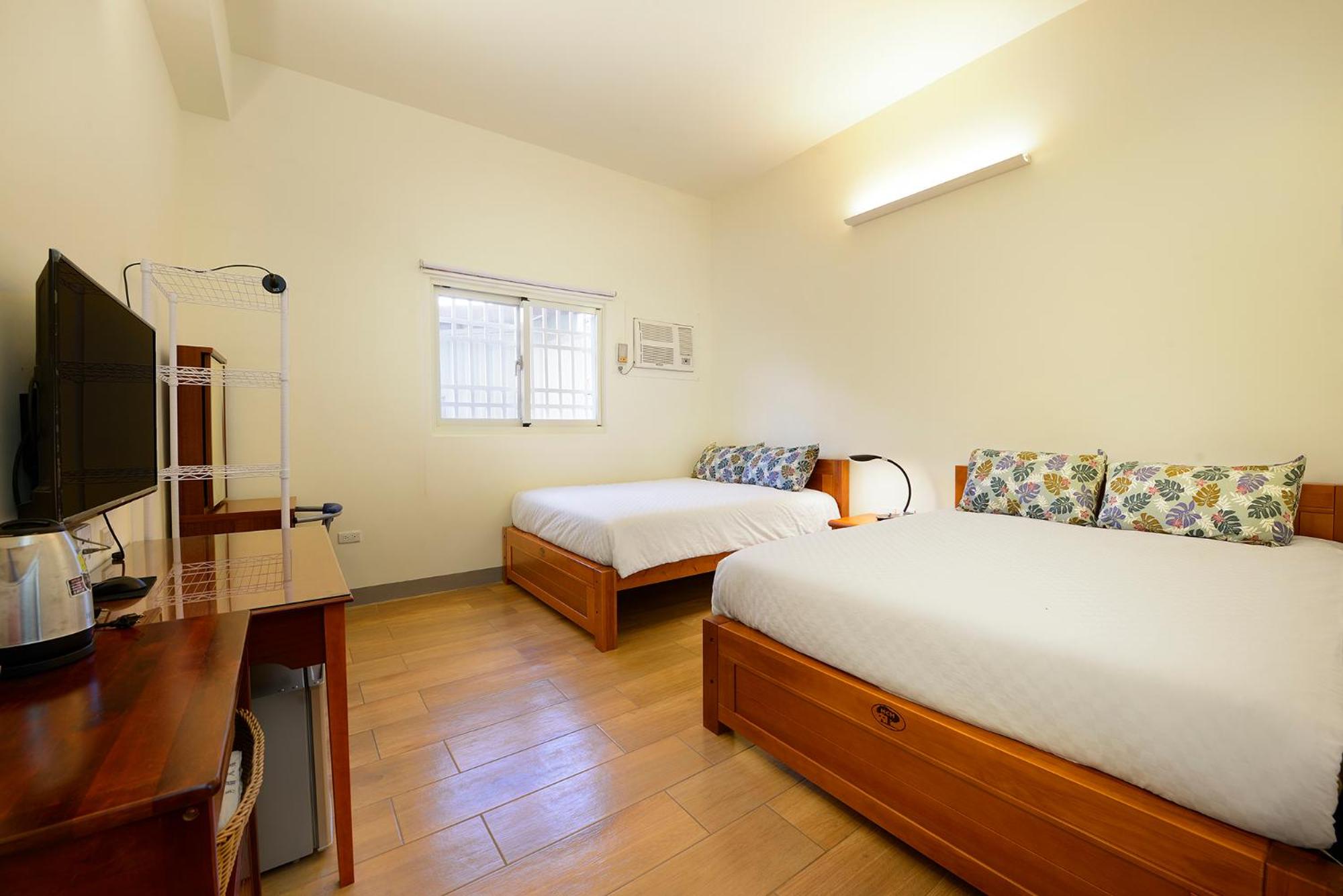 Standard Double Room photo 3