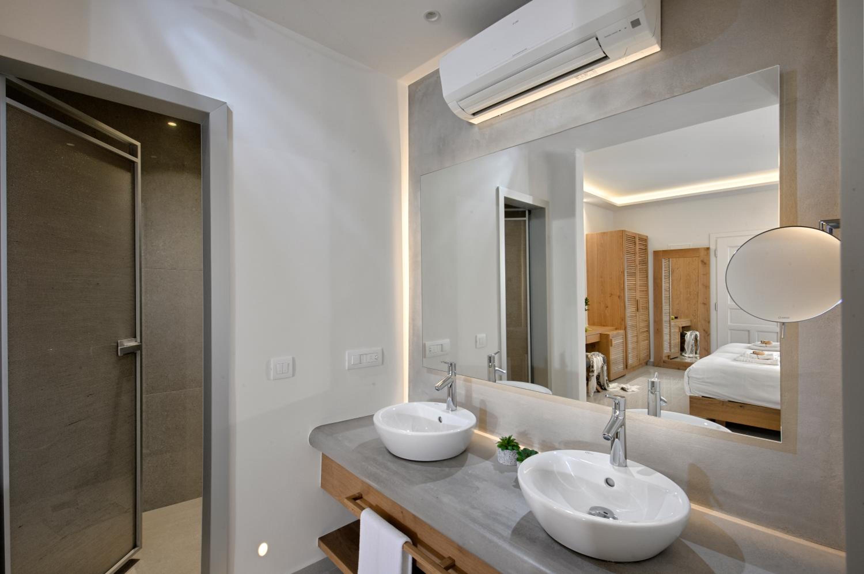 Superior Double Room - Photo 5