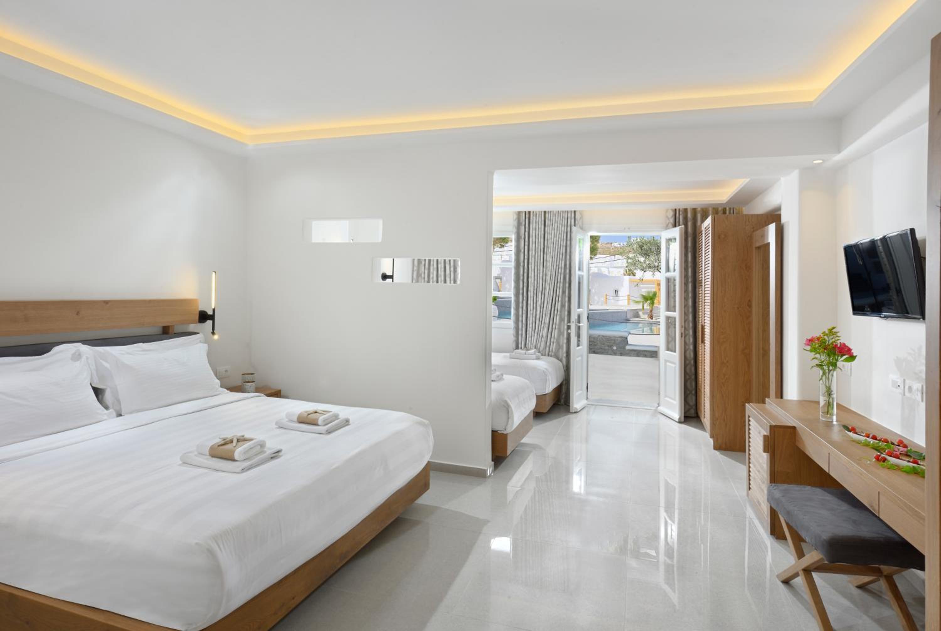 Superior Suite - Photo 1