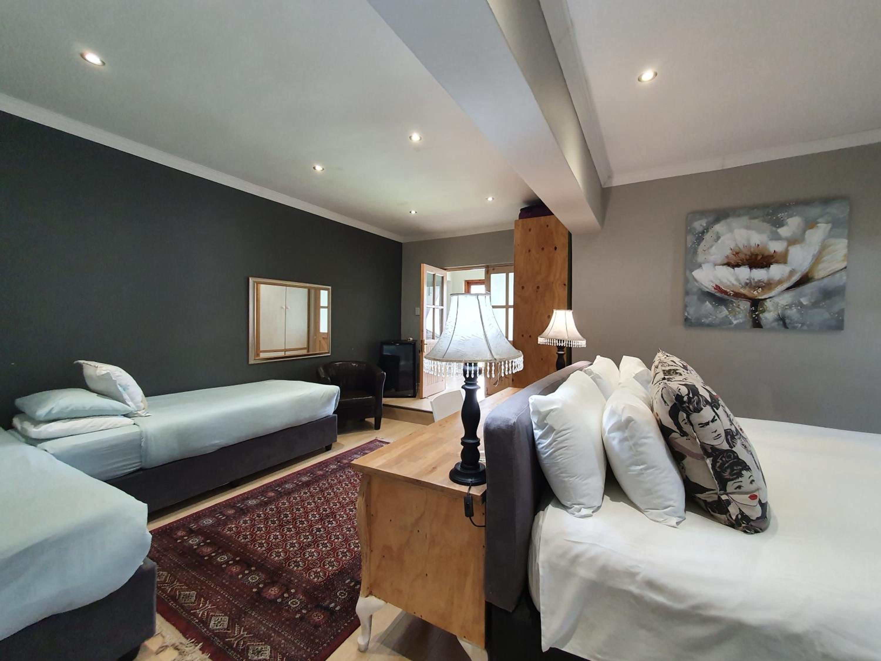 Family Room photo 2