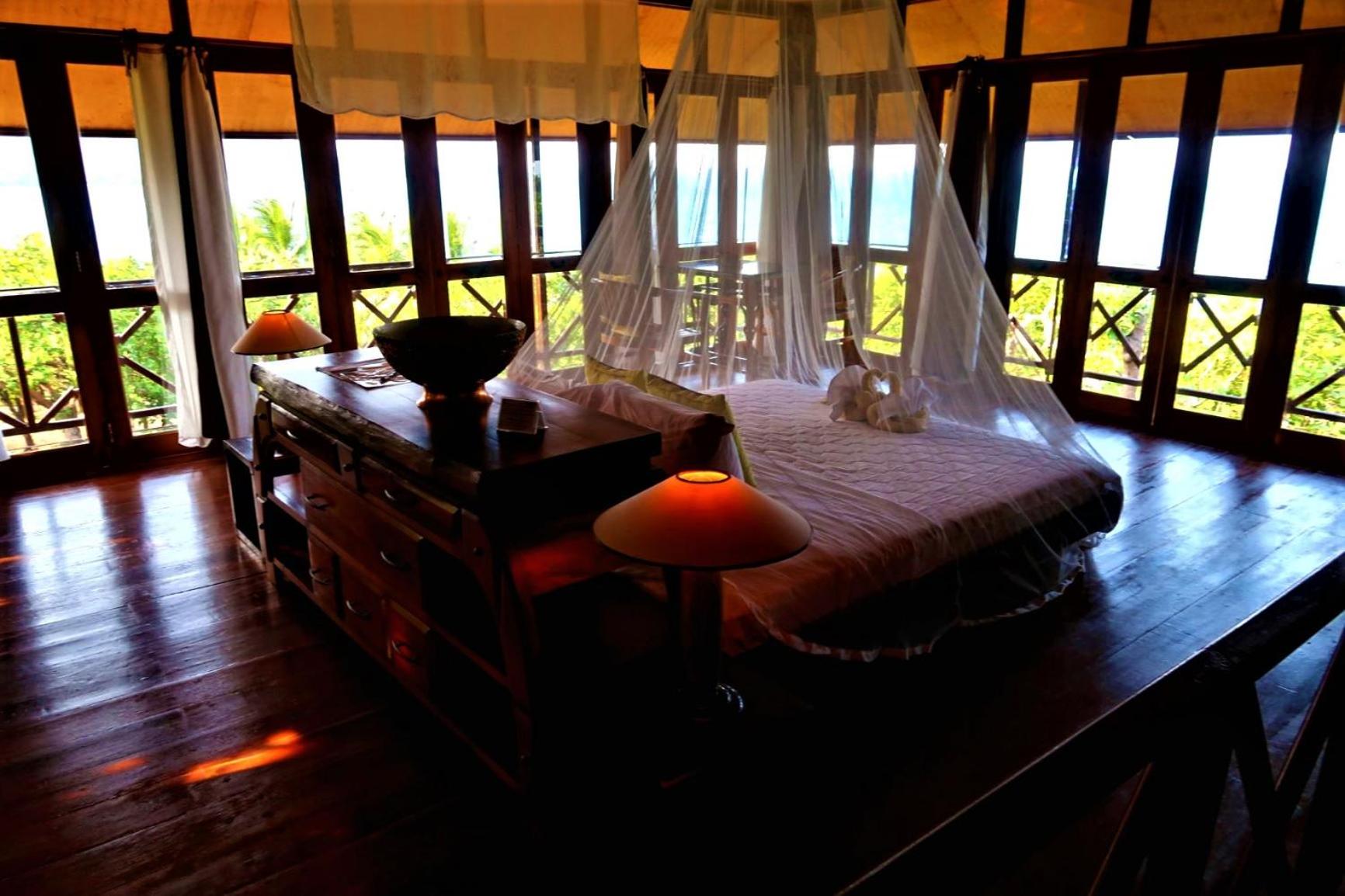 Quadruple Room with Sea View