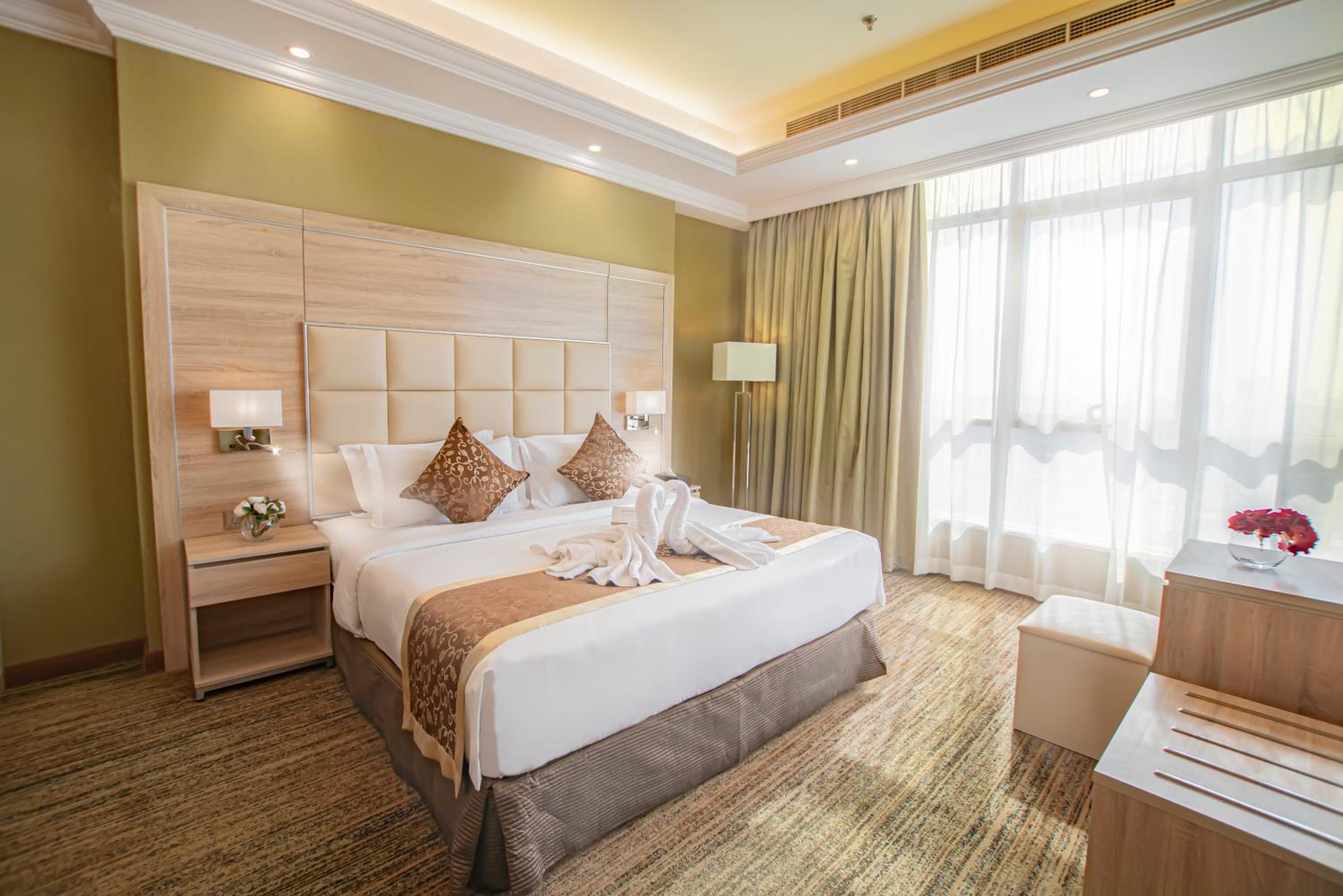 Junior Suite City View - Photo 2