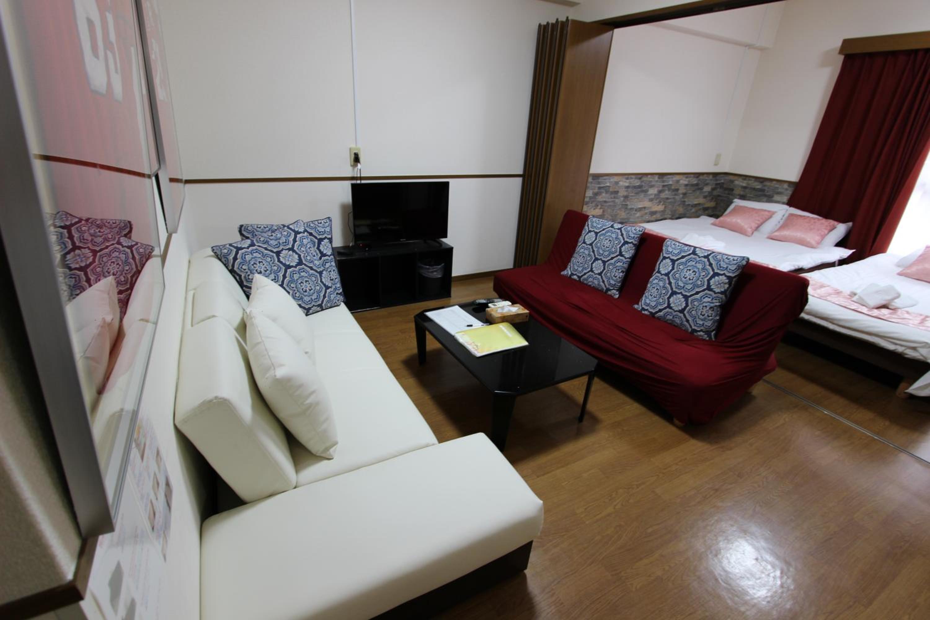 2 Bedroom Apartment with Balcony 304 photo 1
