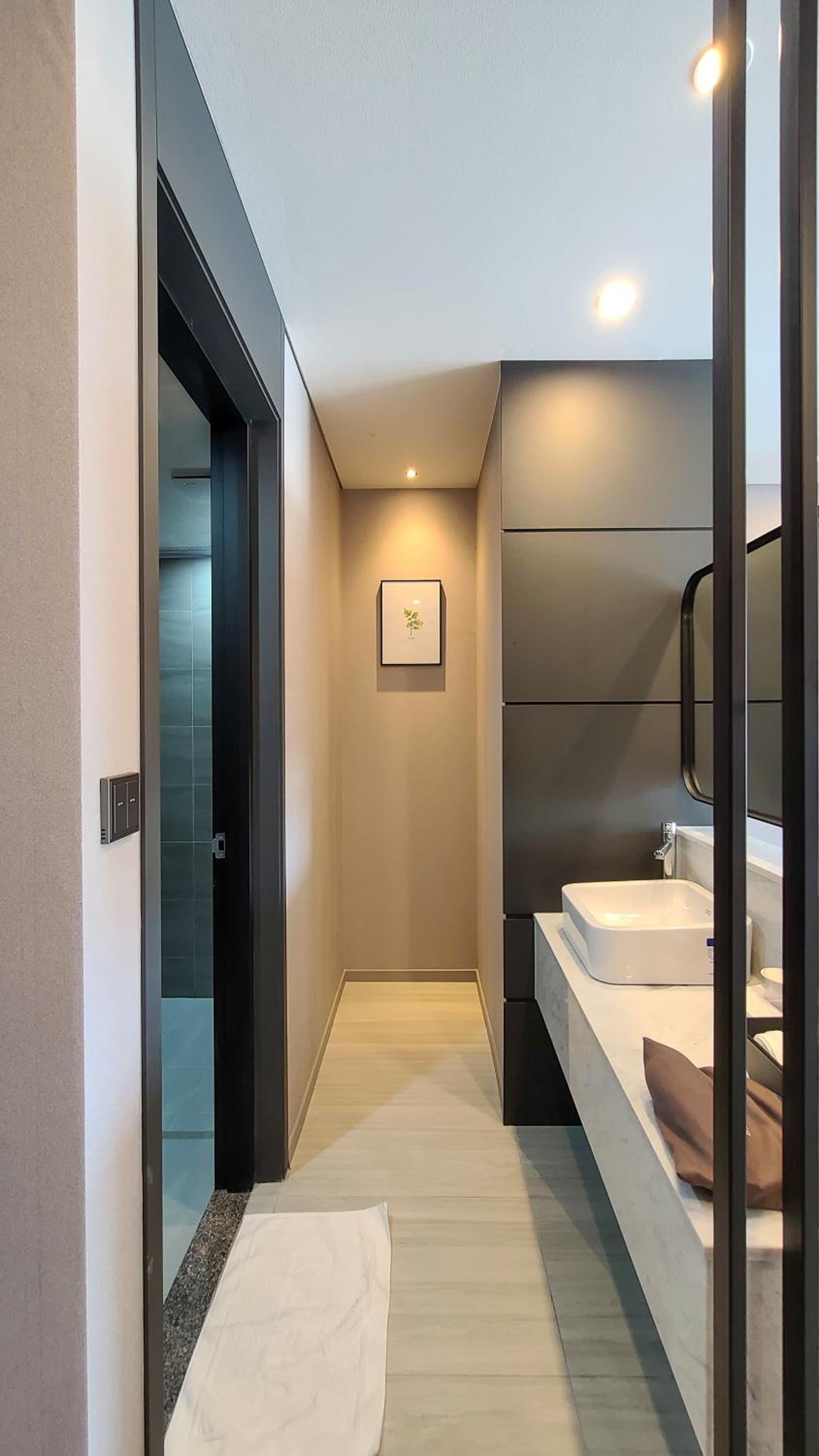 Suite with Spa Bath - Photo 3